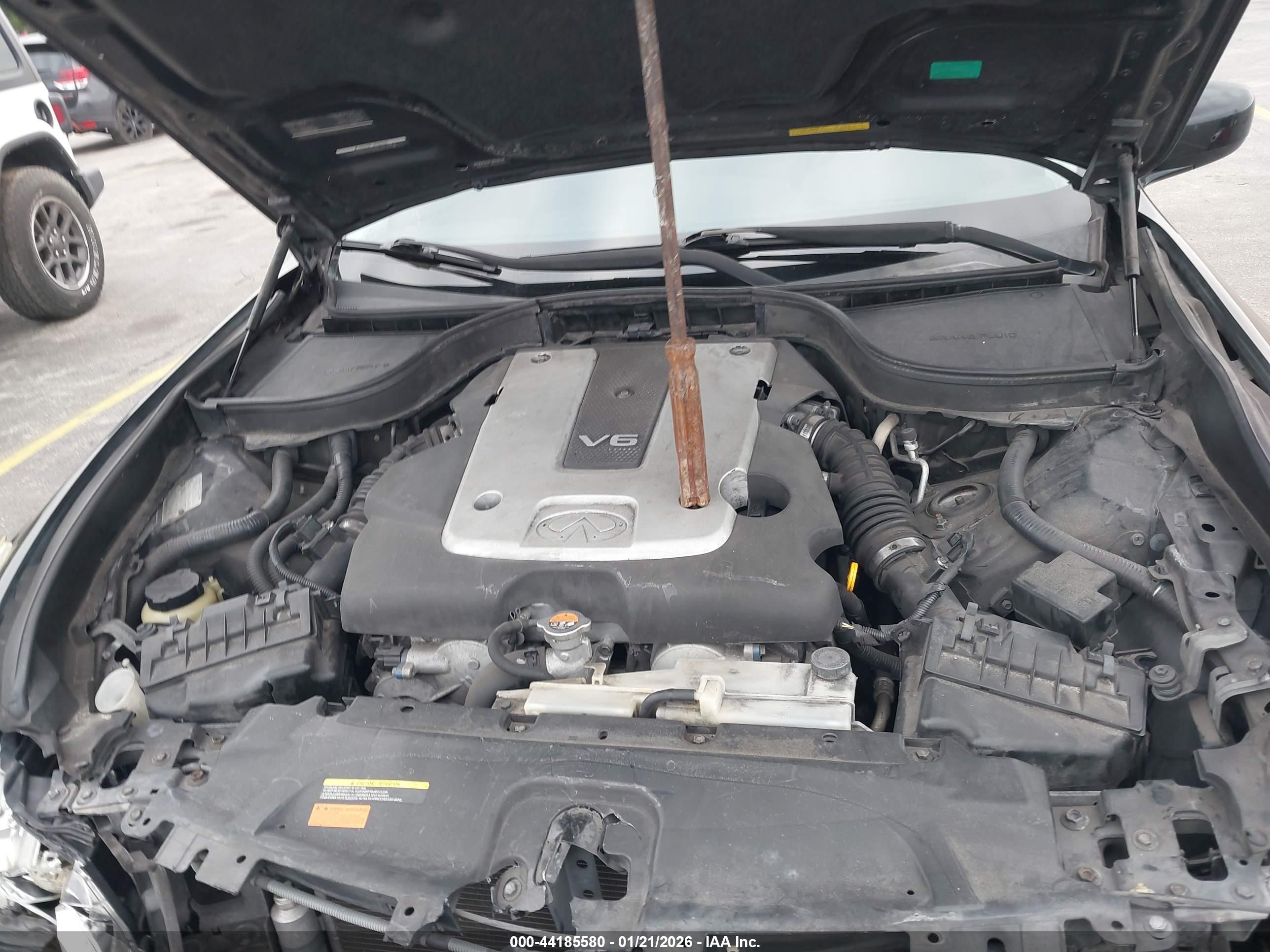 INFINITI G25 image 10