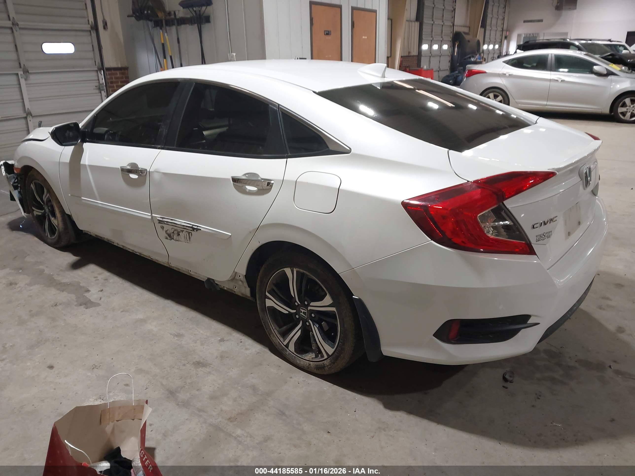 HONDA CIVIC image 3