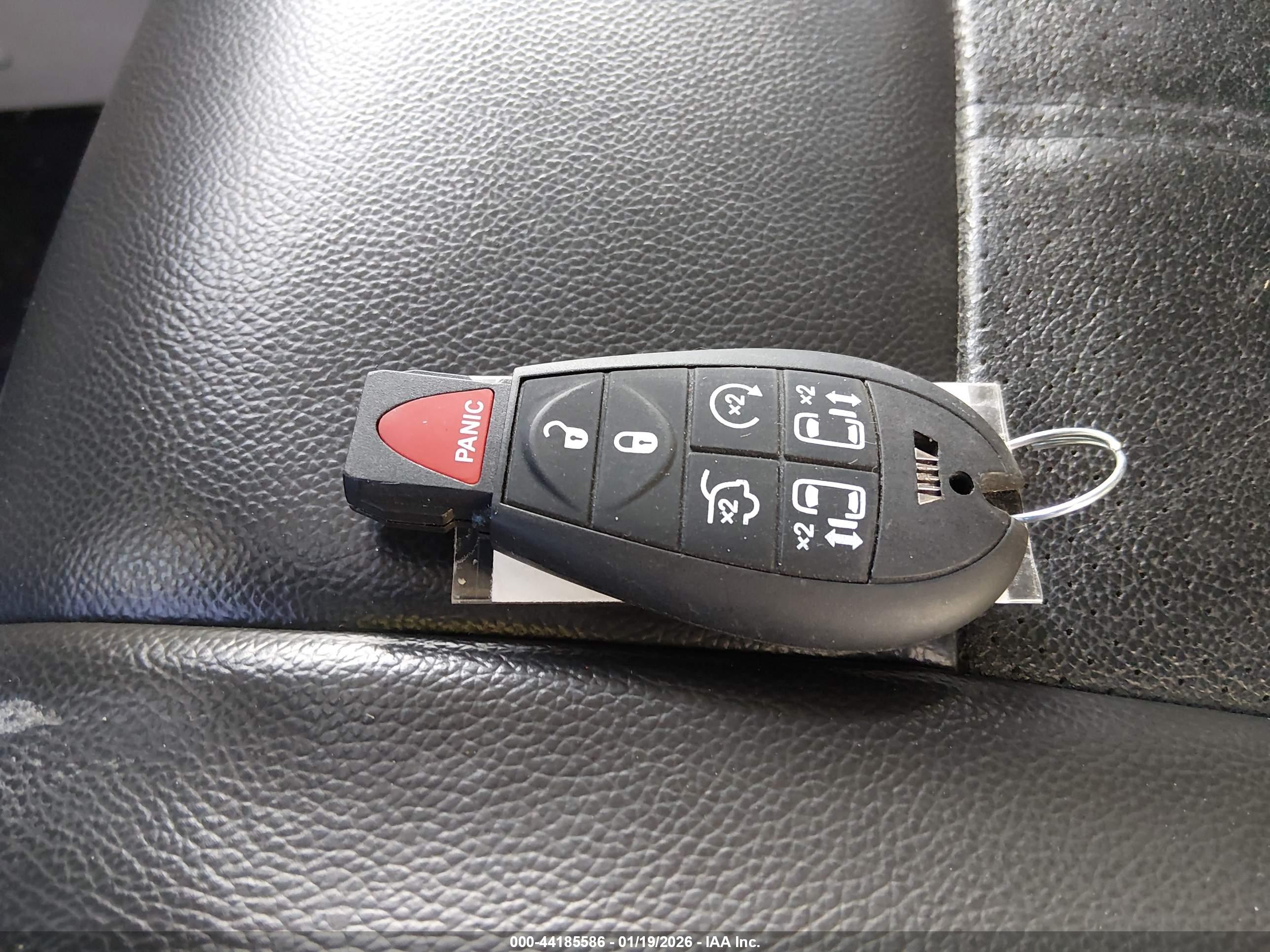 CHRYSLER TOWN image 11