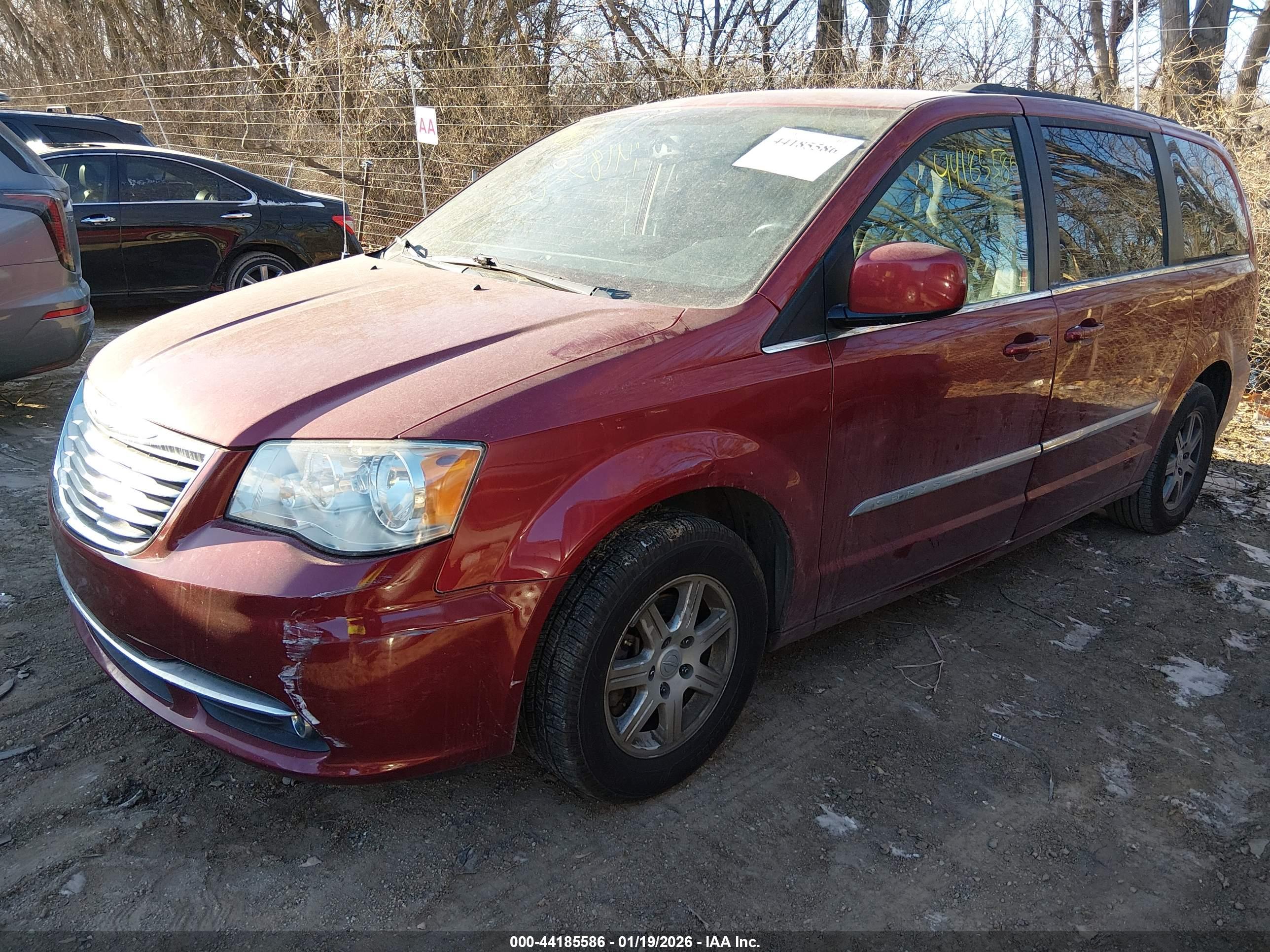 CHRYSLER TOWN image 2
