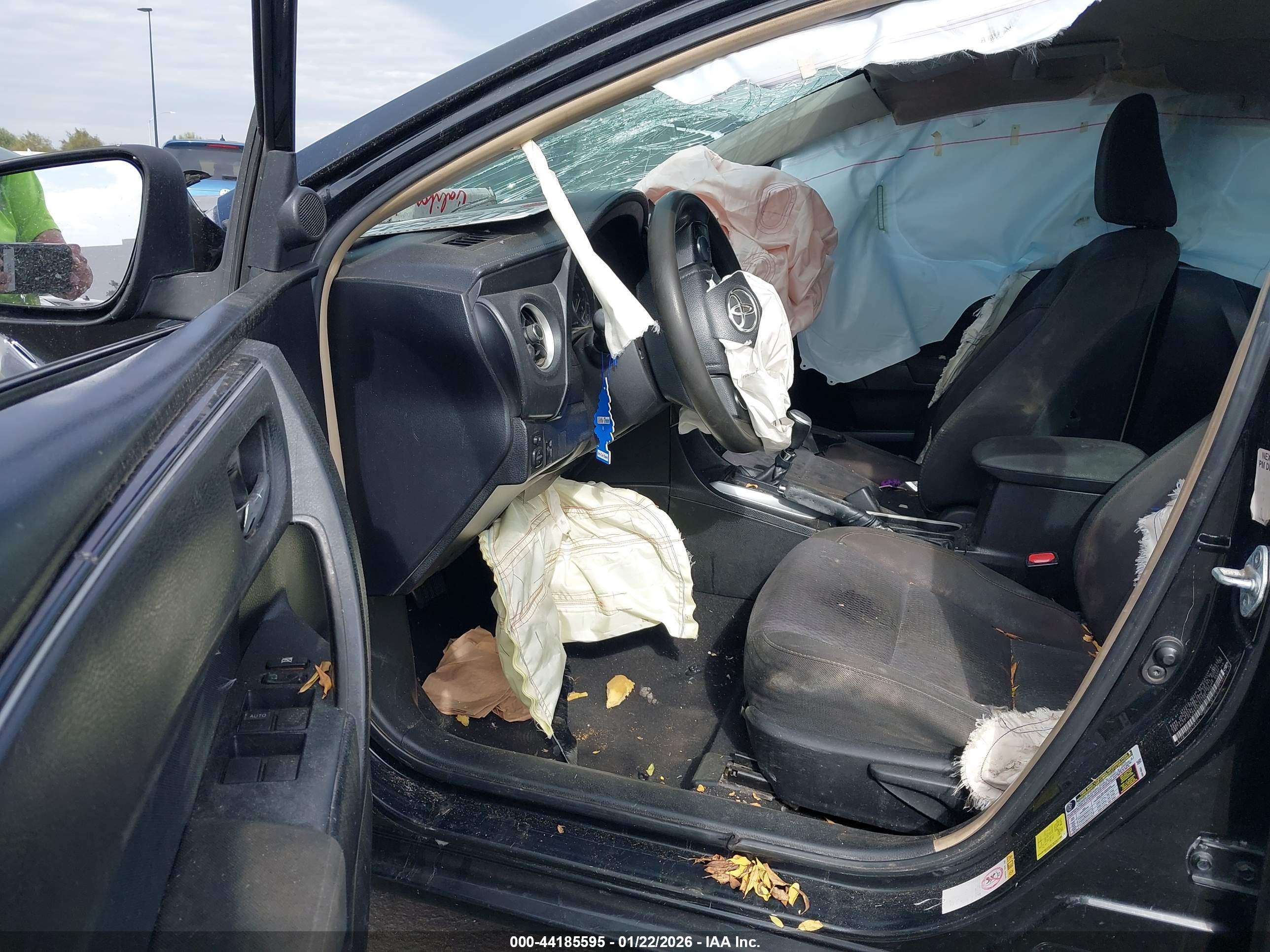 TOYOTA COROLLA image 5