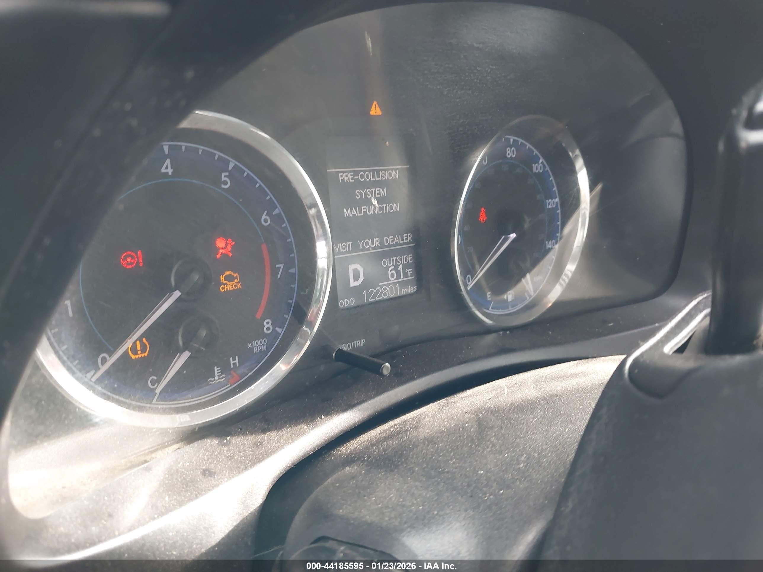 TOYOTA COROLLA image 7