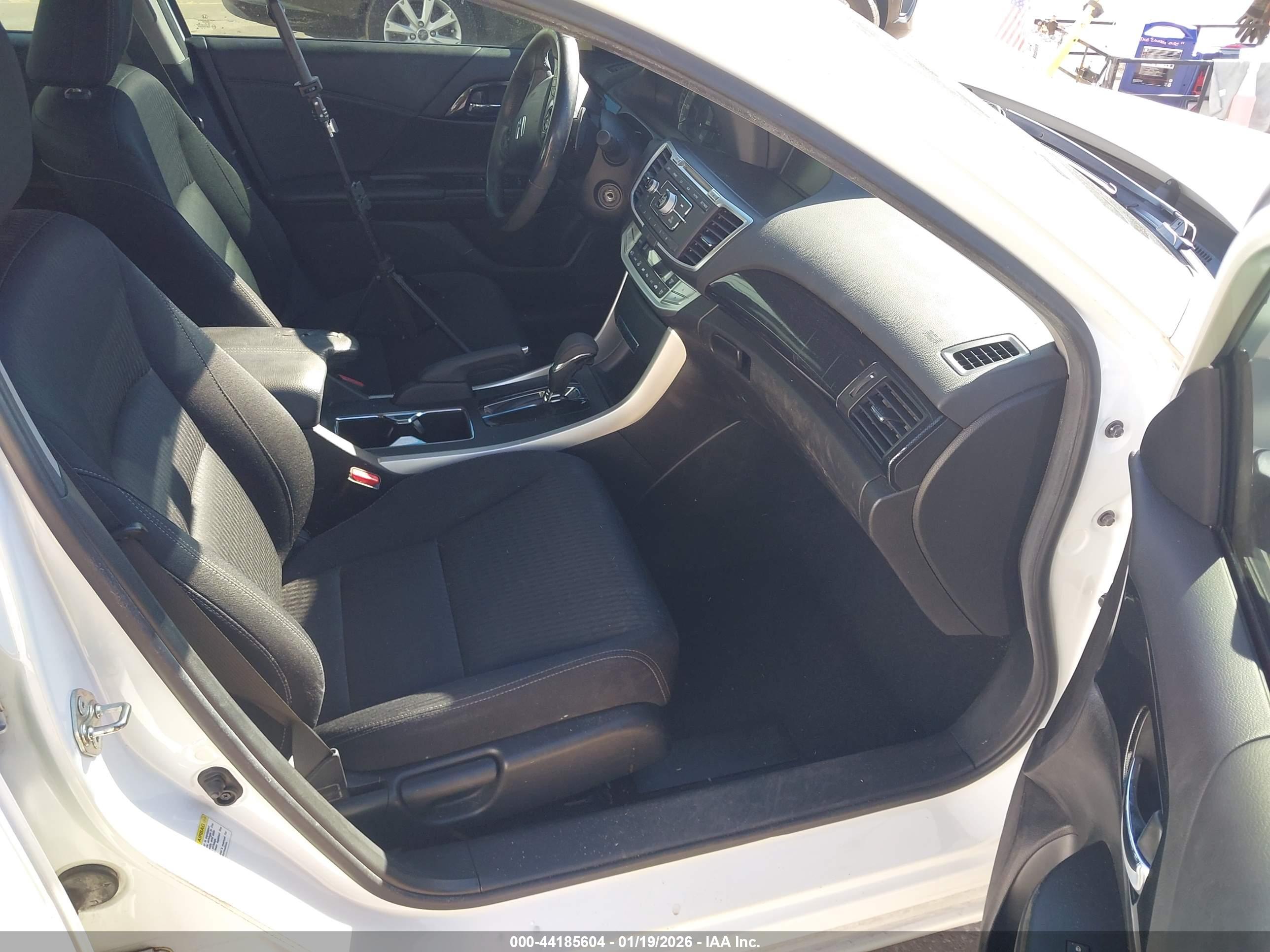 HONDA ACCORD image 5