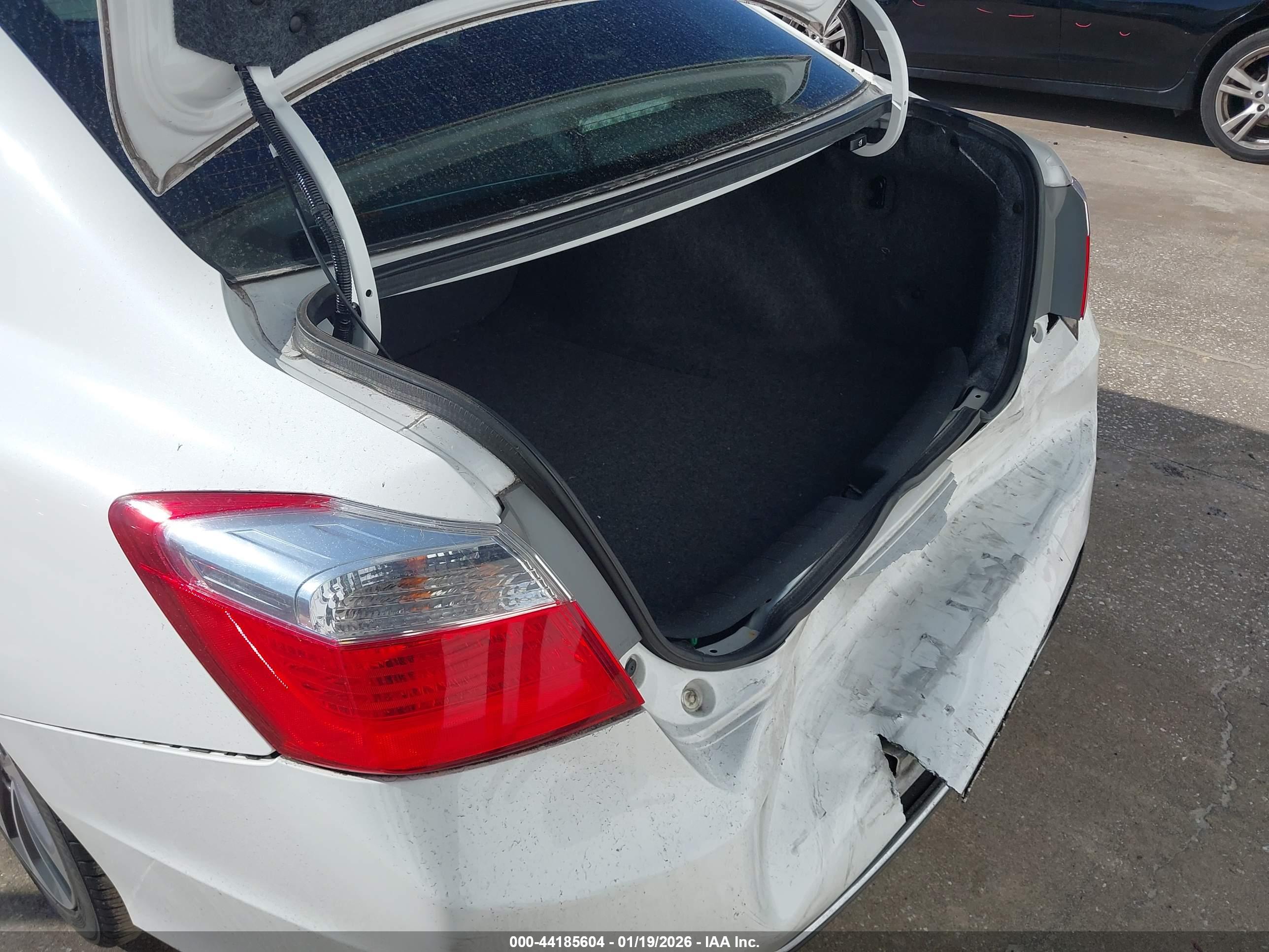 HONDA ACCORD image 6