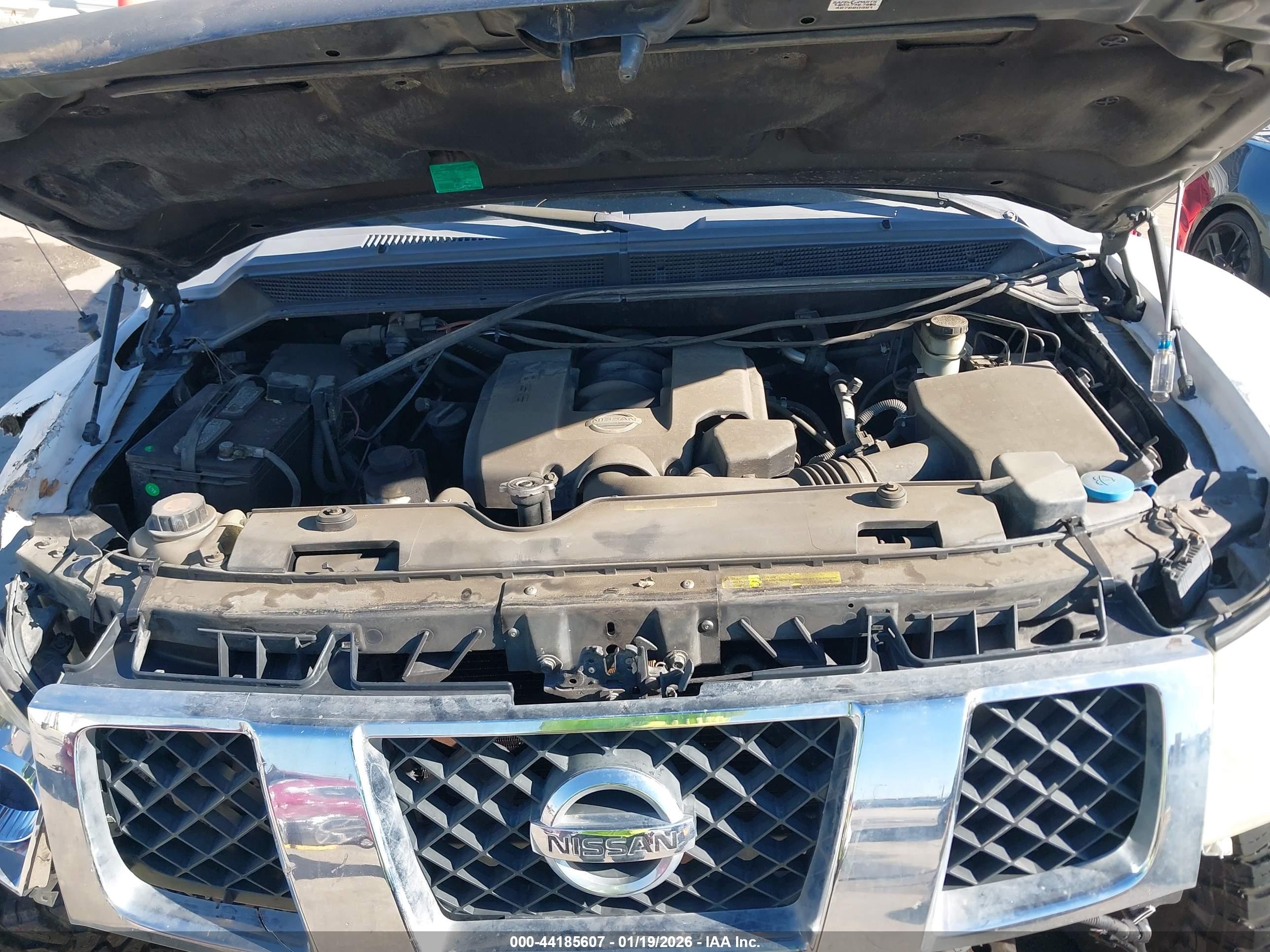NISSAN TITAN image 10