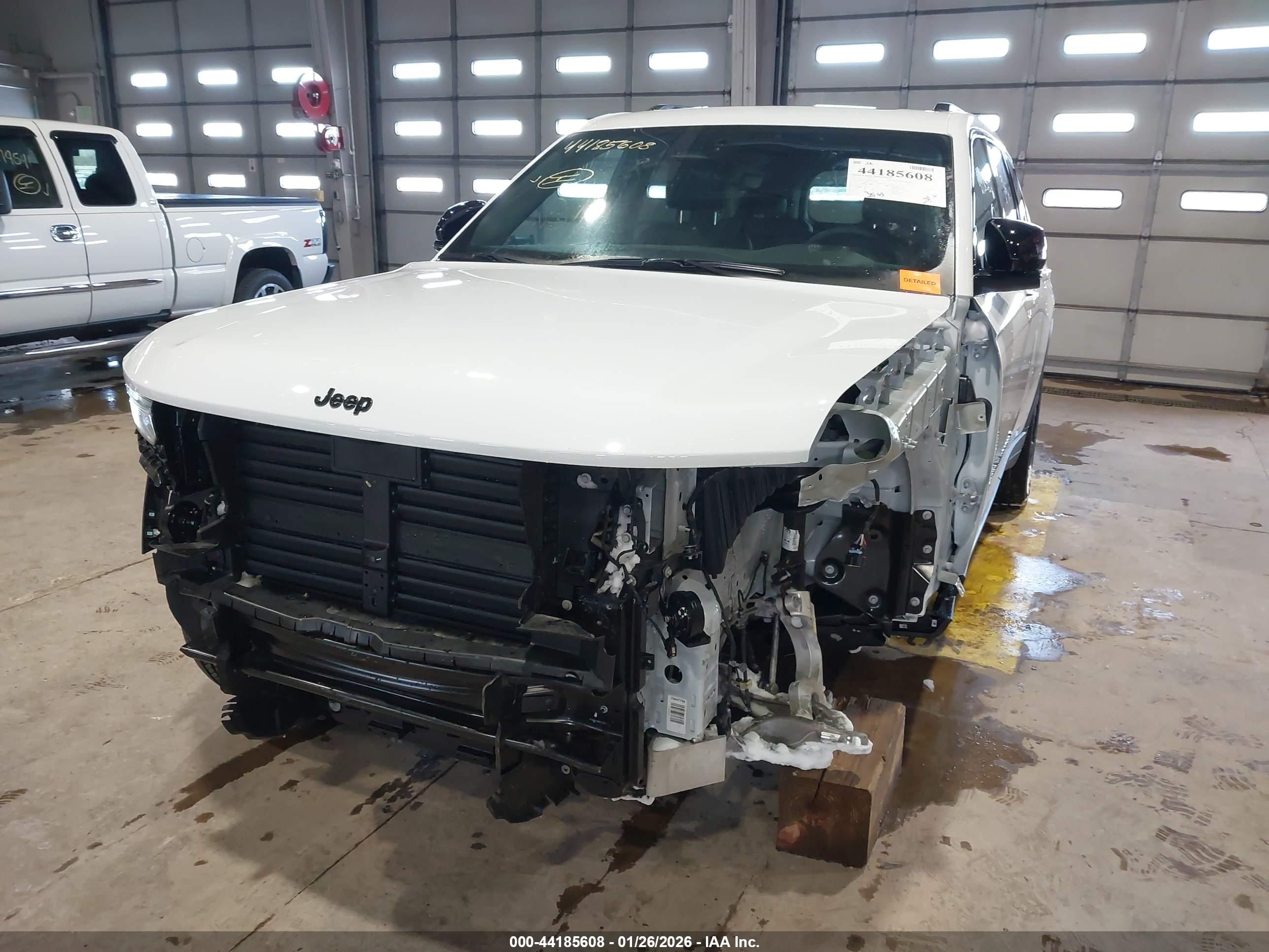 JEEP GRAND image 6