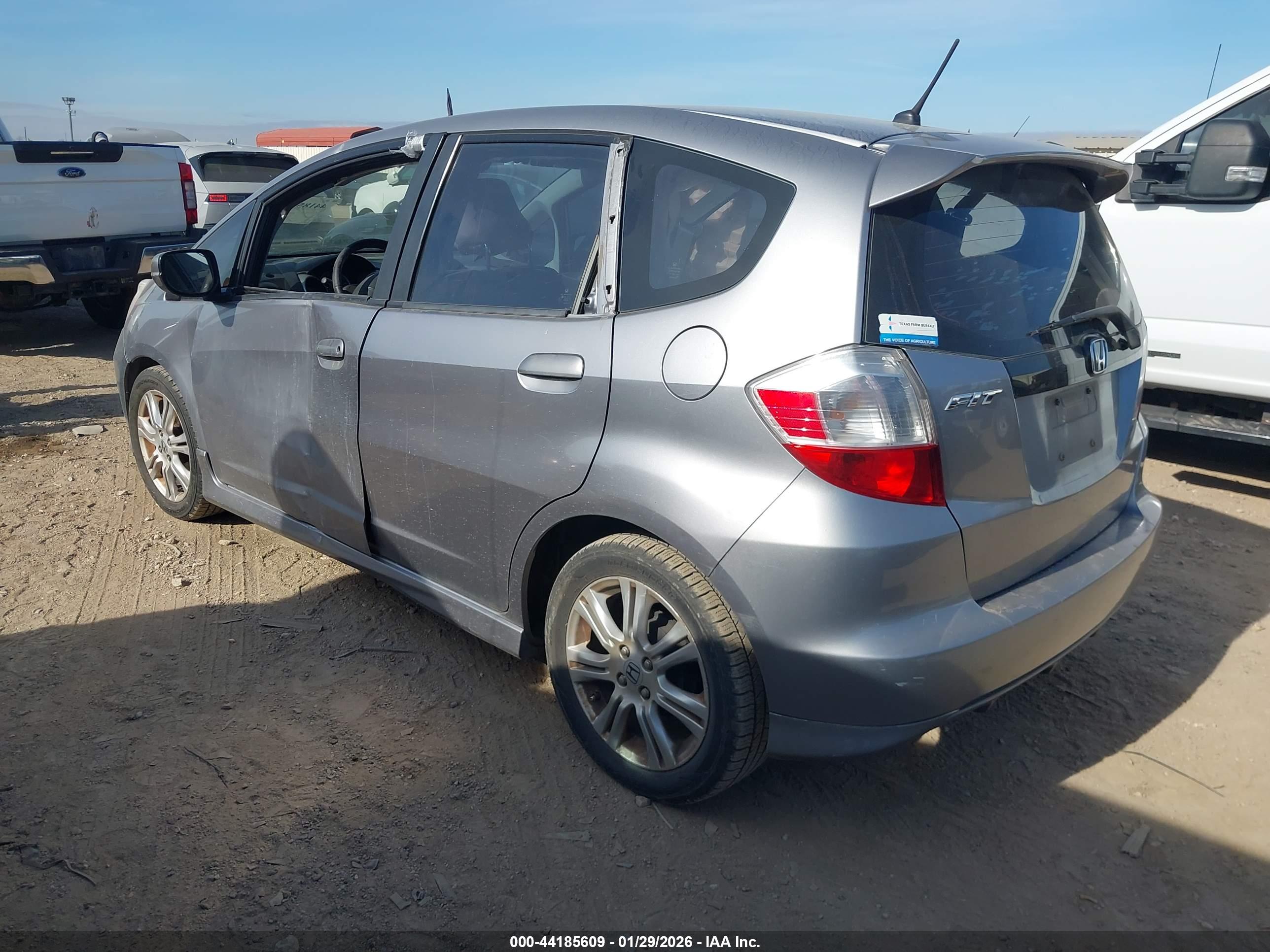 HONDA FIT image 3