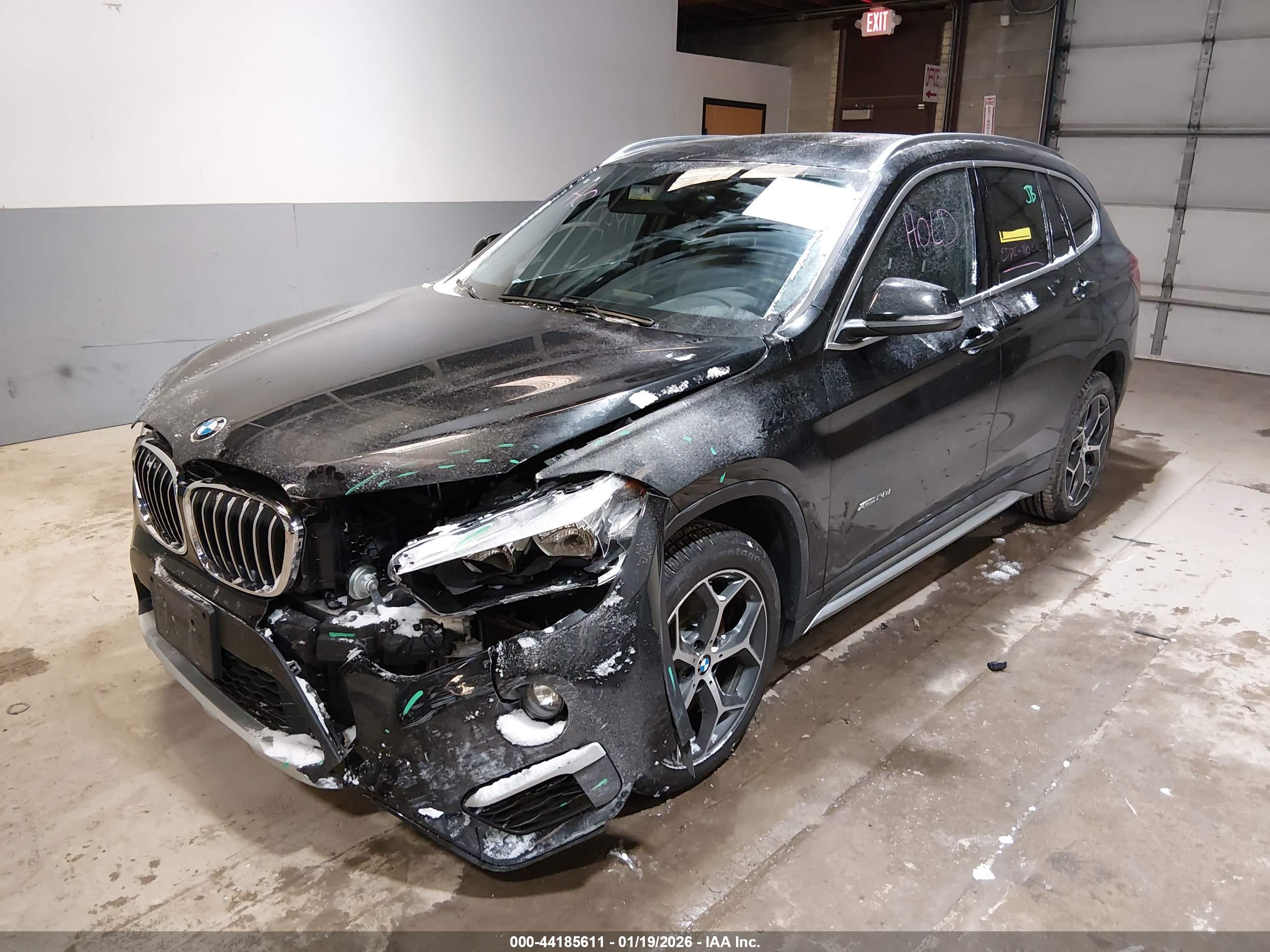 BMW X1 image 2