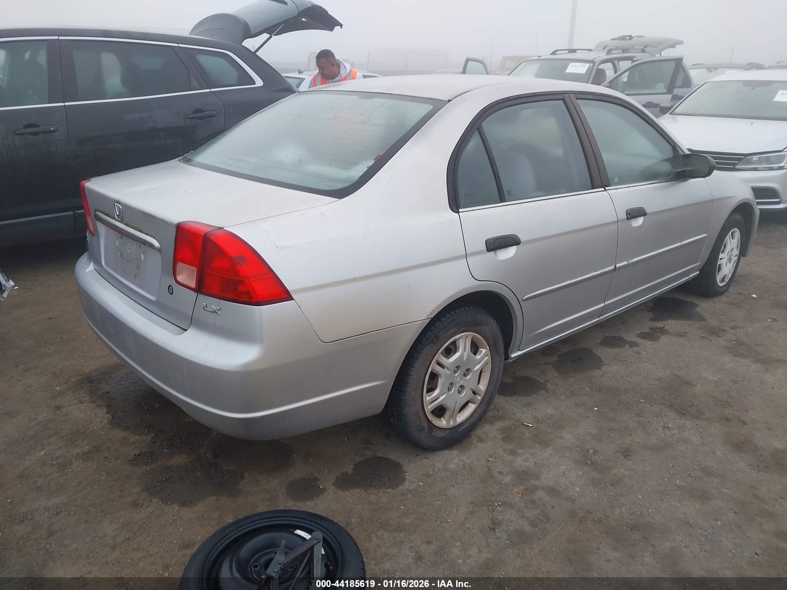 HONDA CIVIC image 4