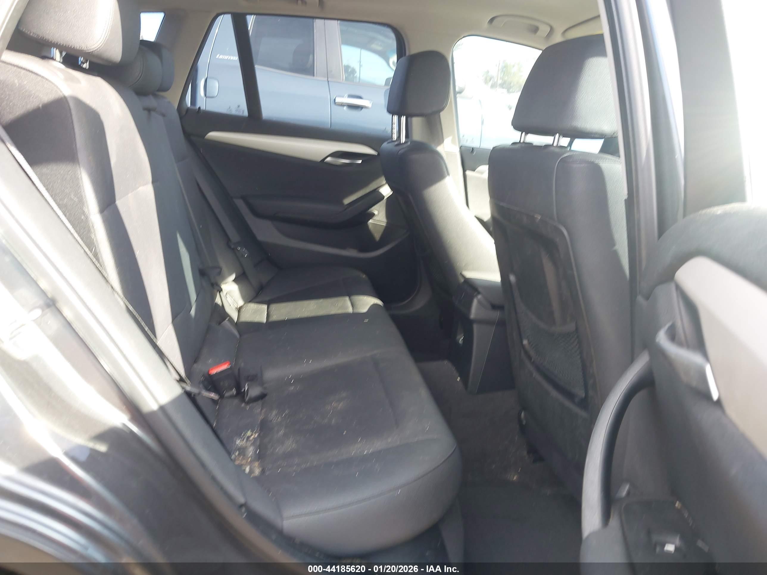 BMW X1 image 8