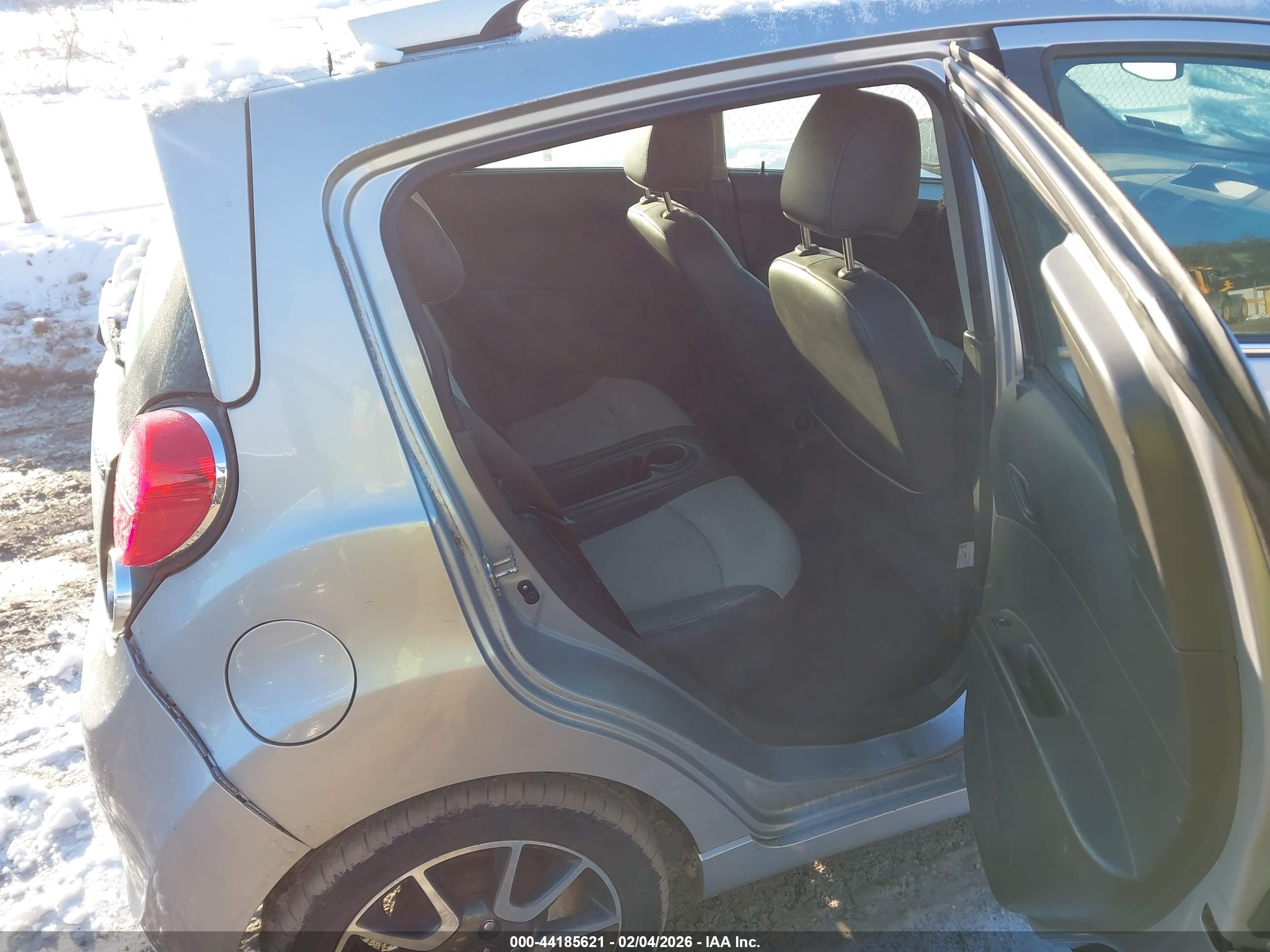 CHEVROLET SPARK image 8