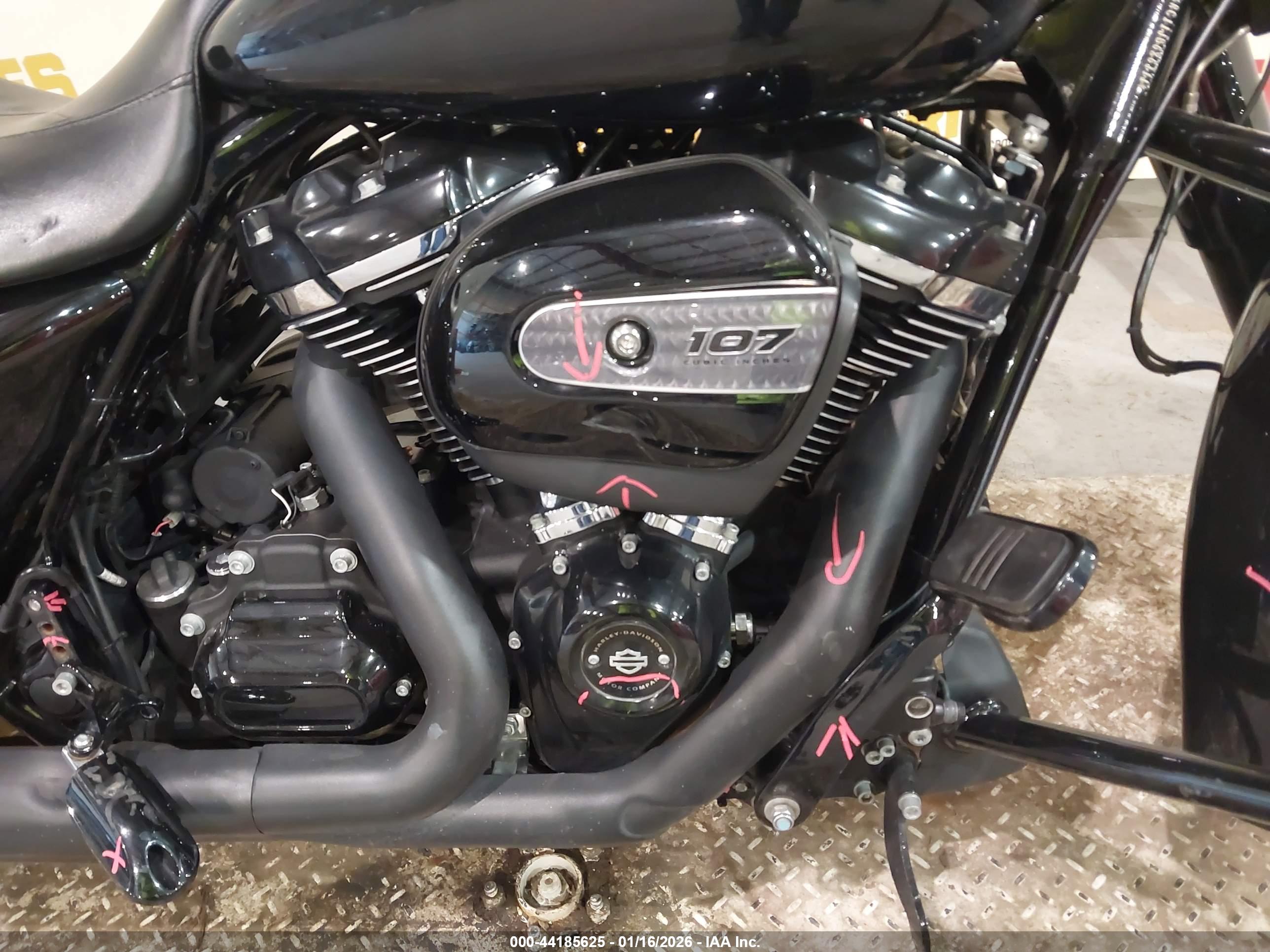 HARLEY-DAVIDSON FLHXS image 8