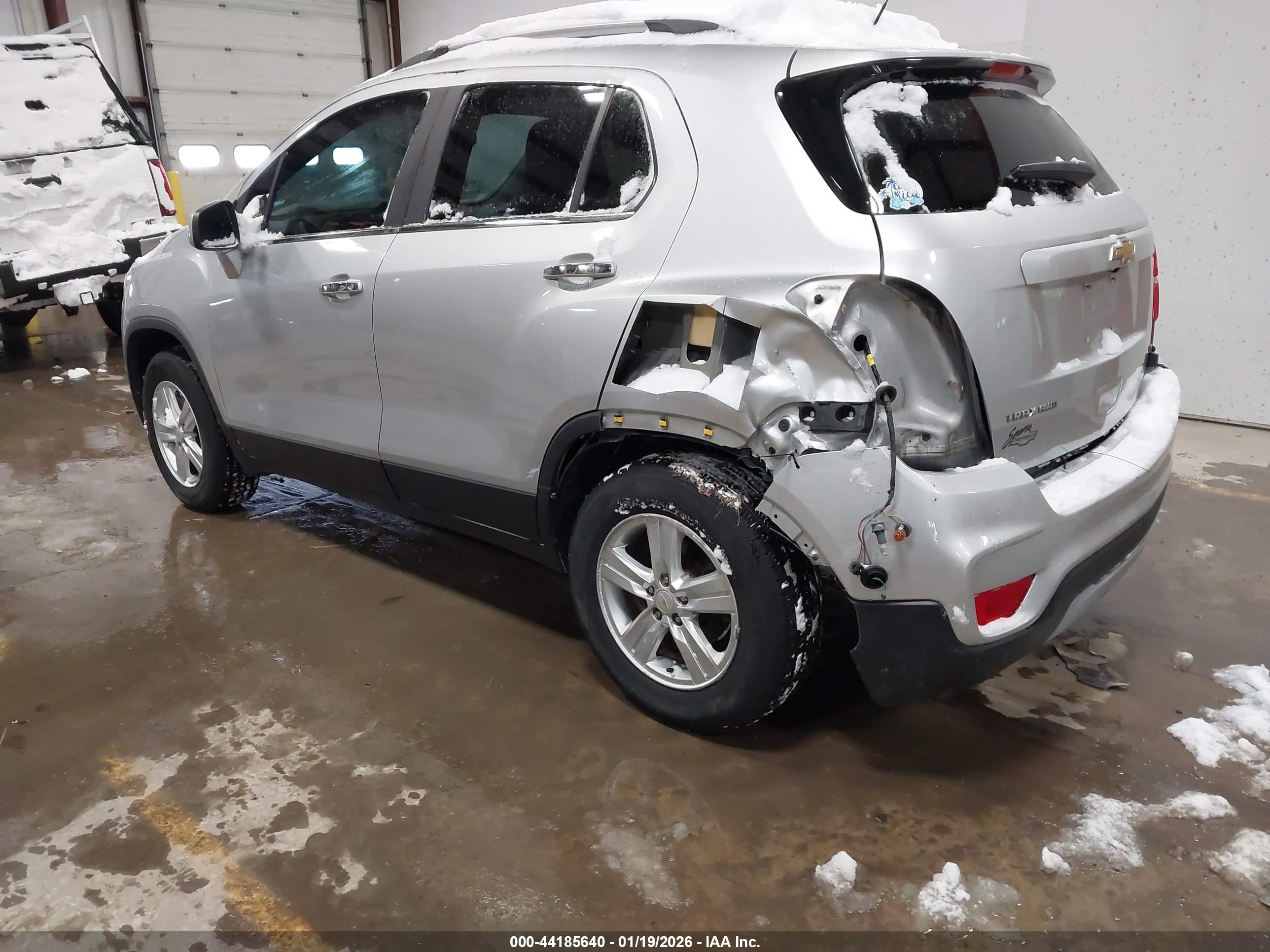 CHEVROLET TRAX image 3
