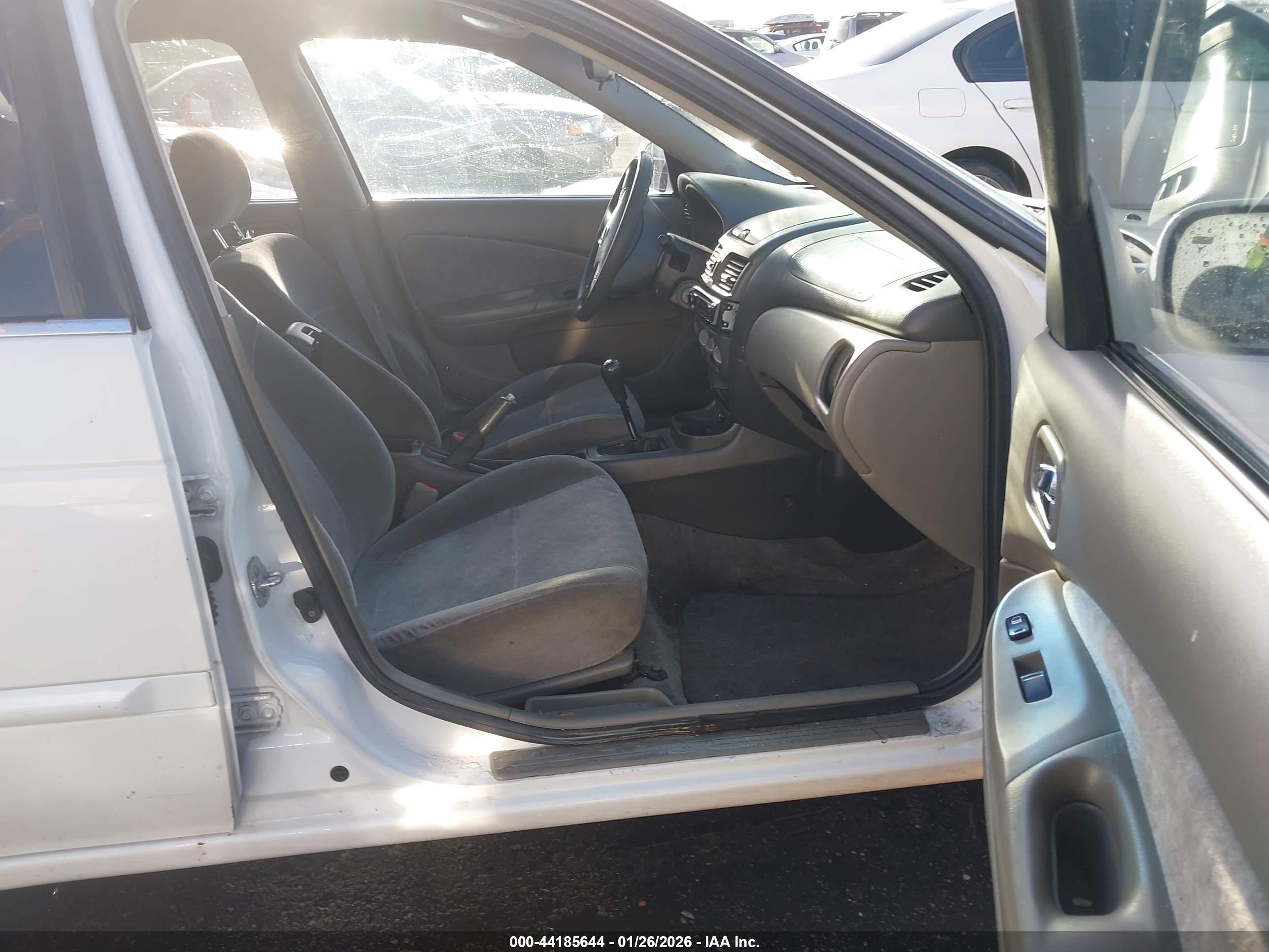NISSAN SENTRA image 5