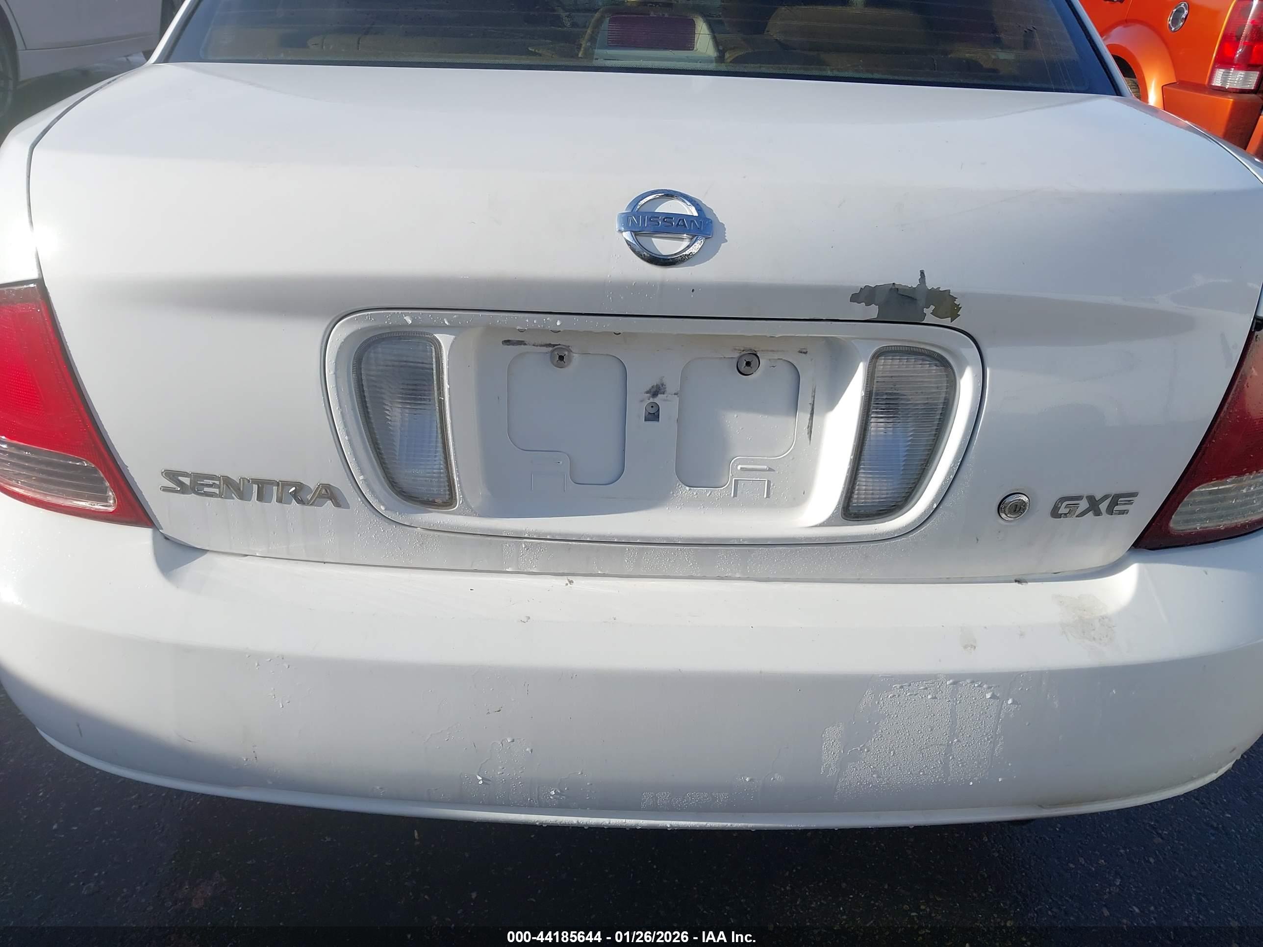NISSAN SENTRA image 6
