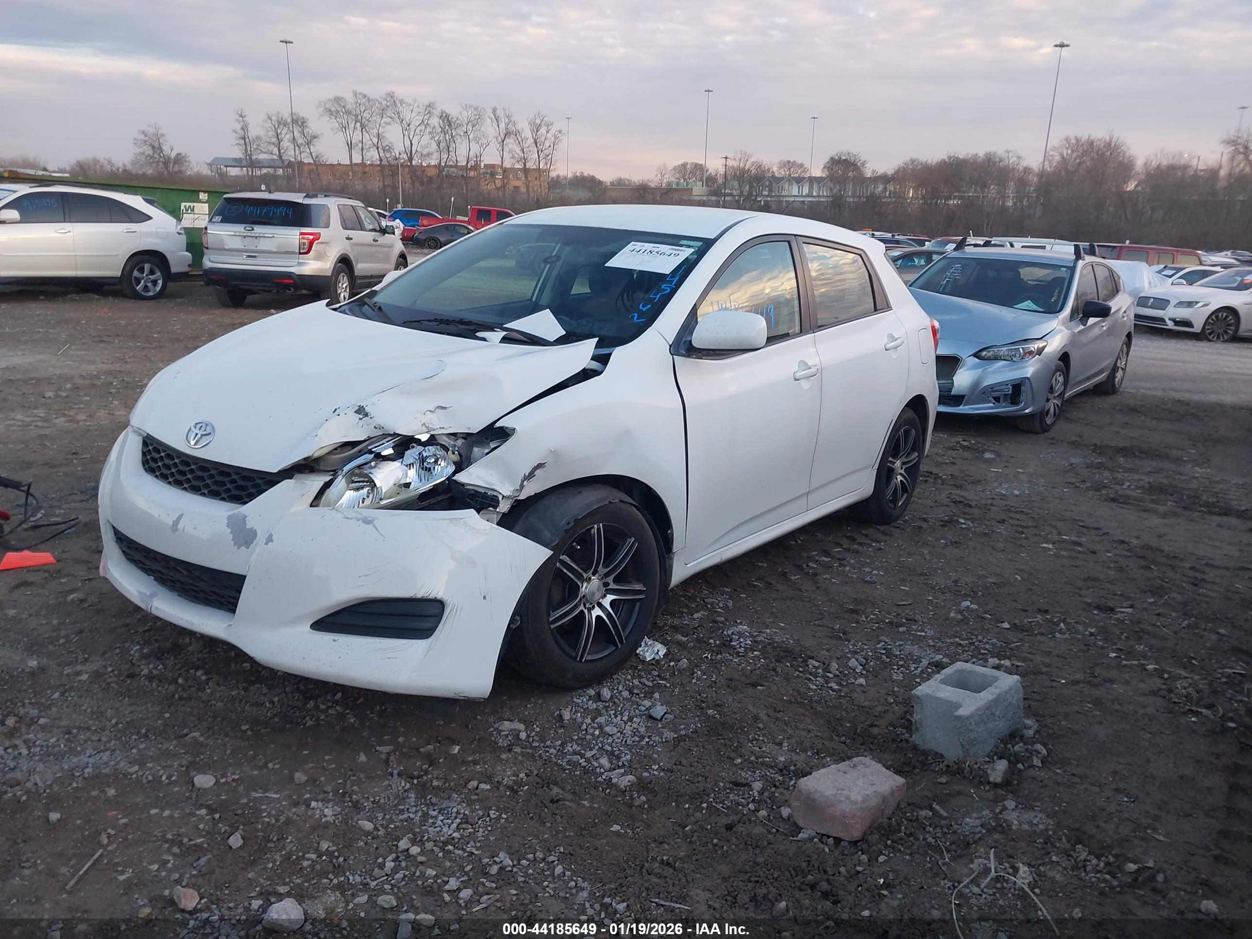 TOYOTA MATRIX image 2