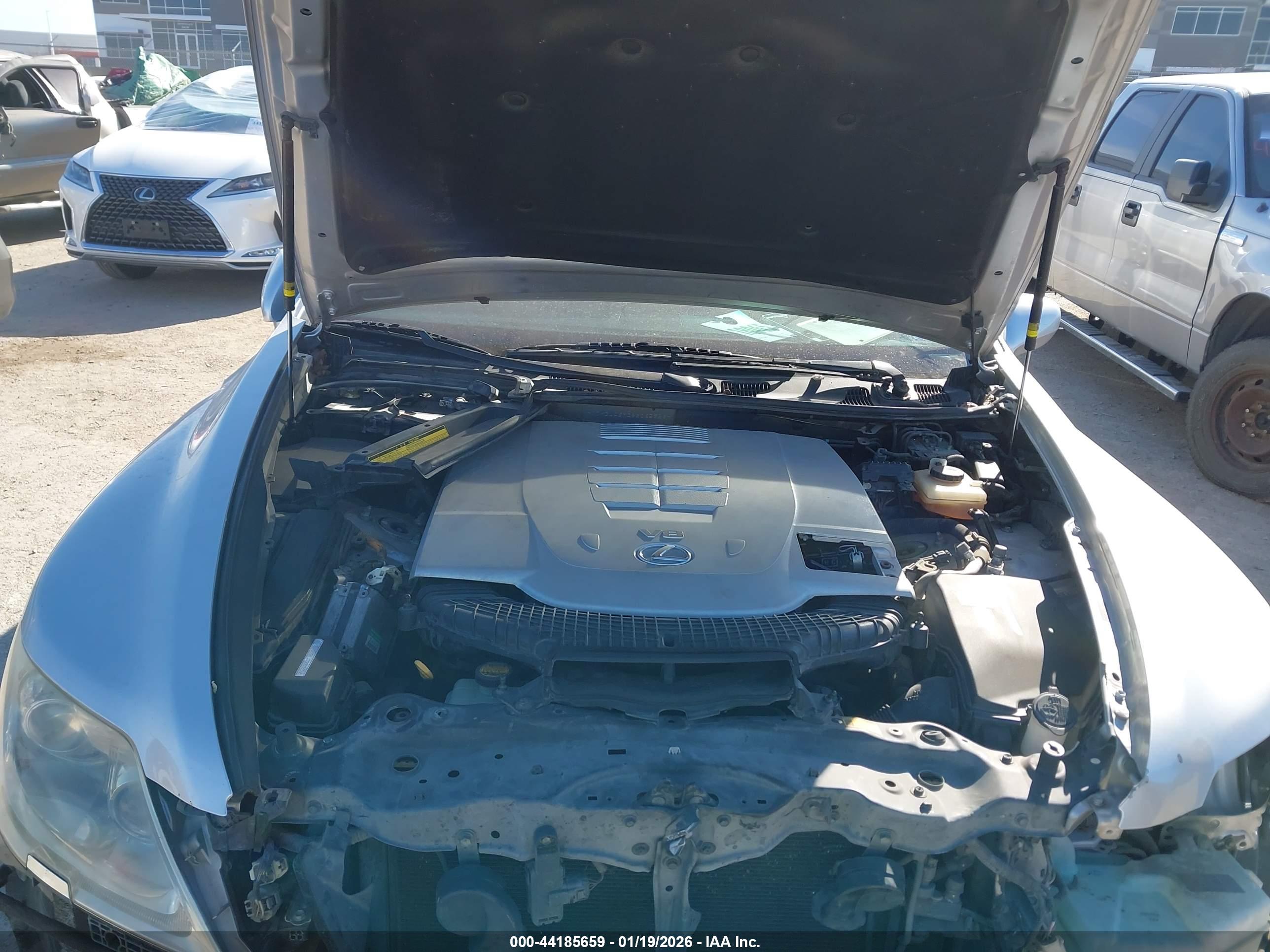LEXUS LS image 10
