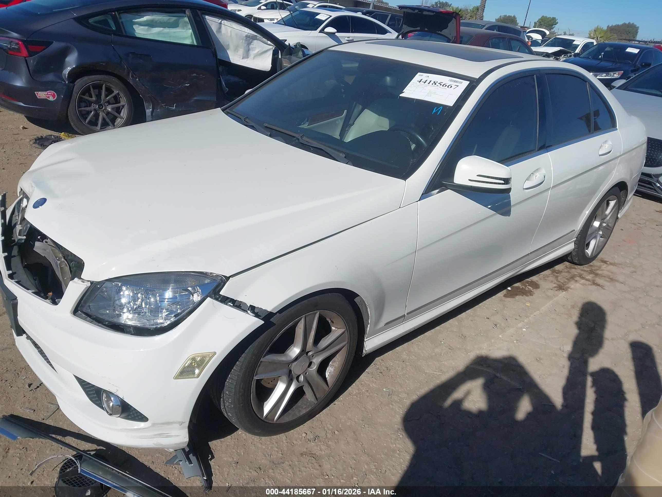 MERCEDES-BENZ C image 2
