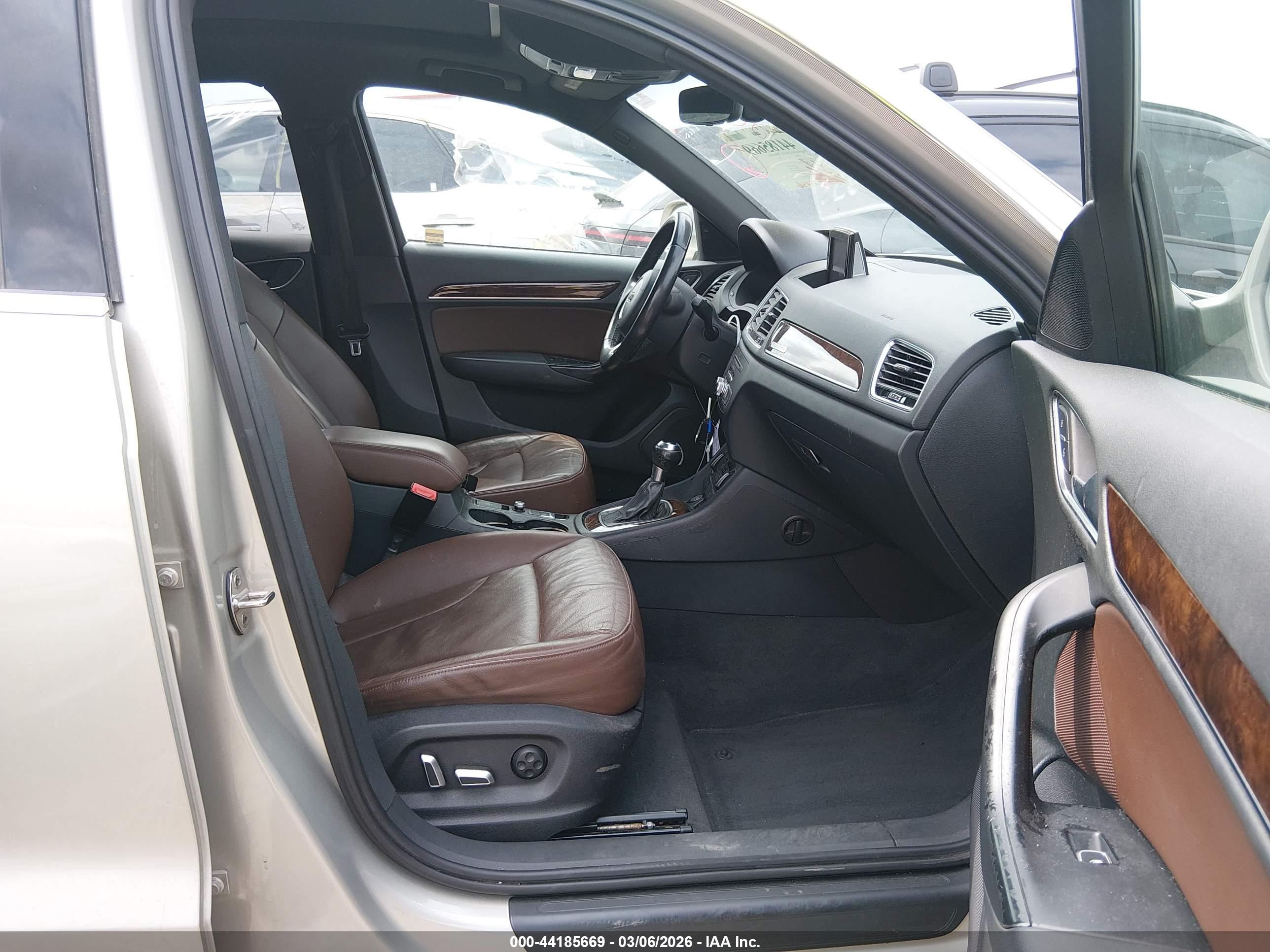 AUDI Q3 image 5