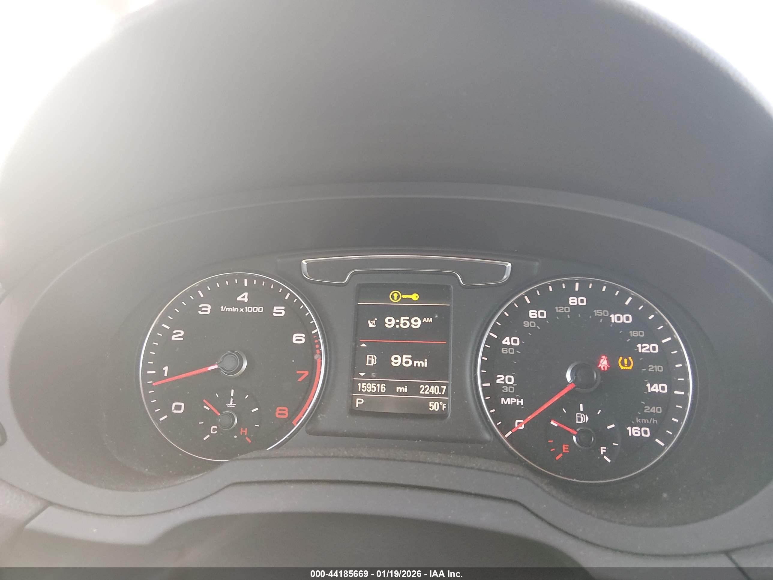 AUDI Q3 image 7