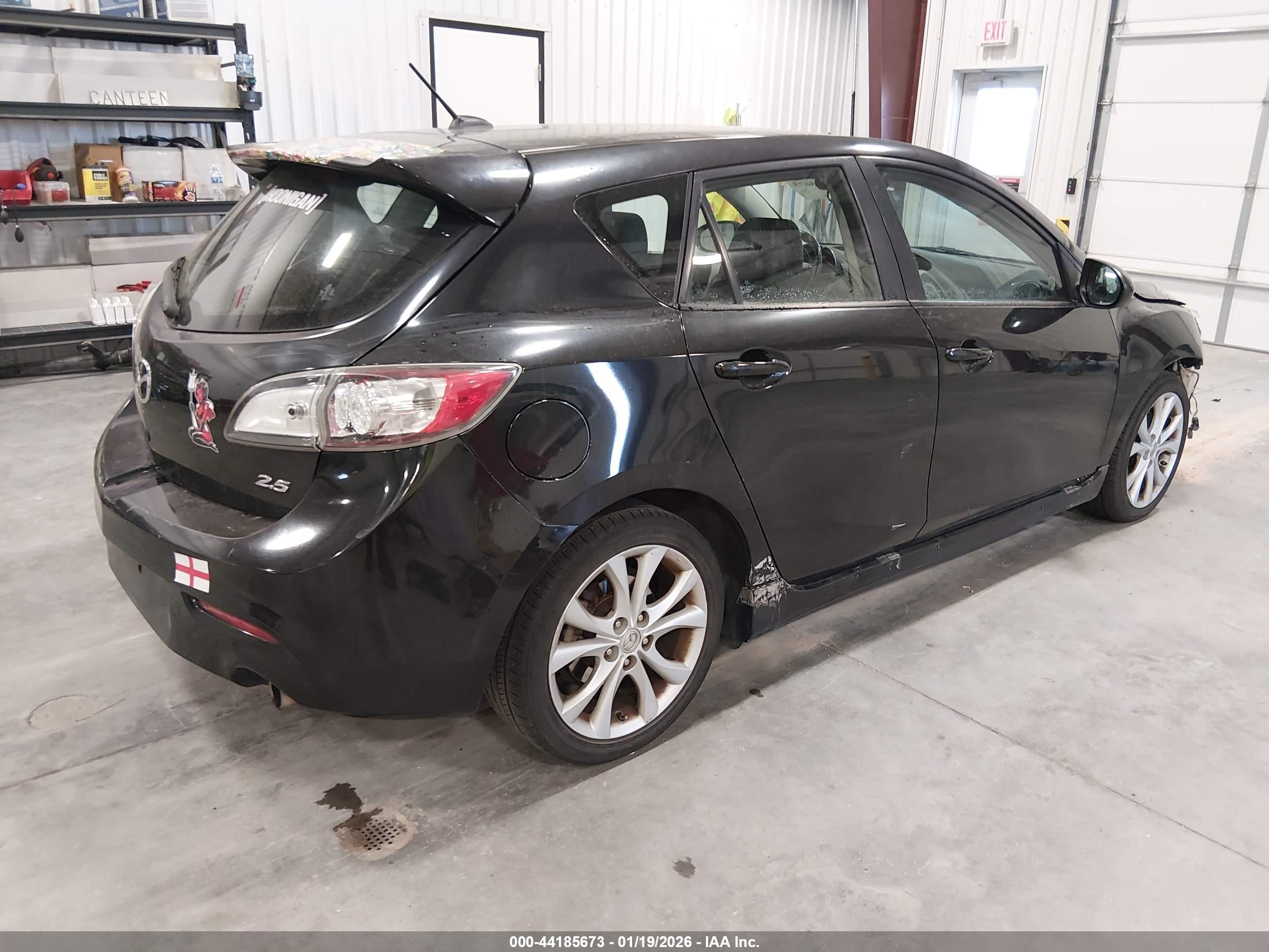MAZDA MAZDA3 image 4