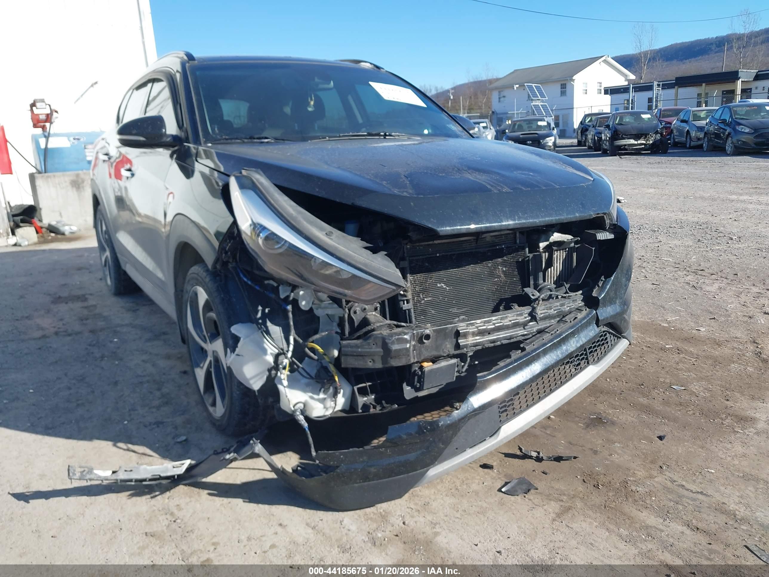 HYUNDAI TUCSON image 6