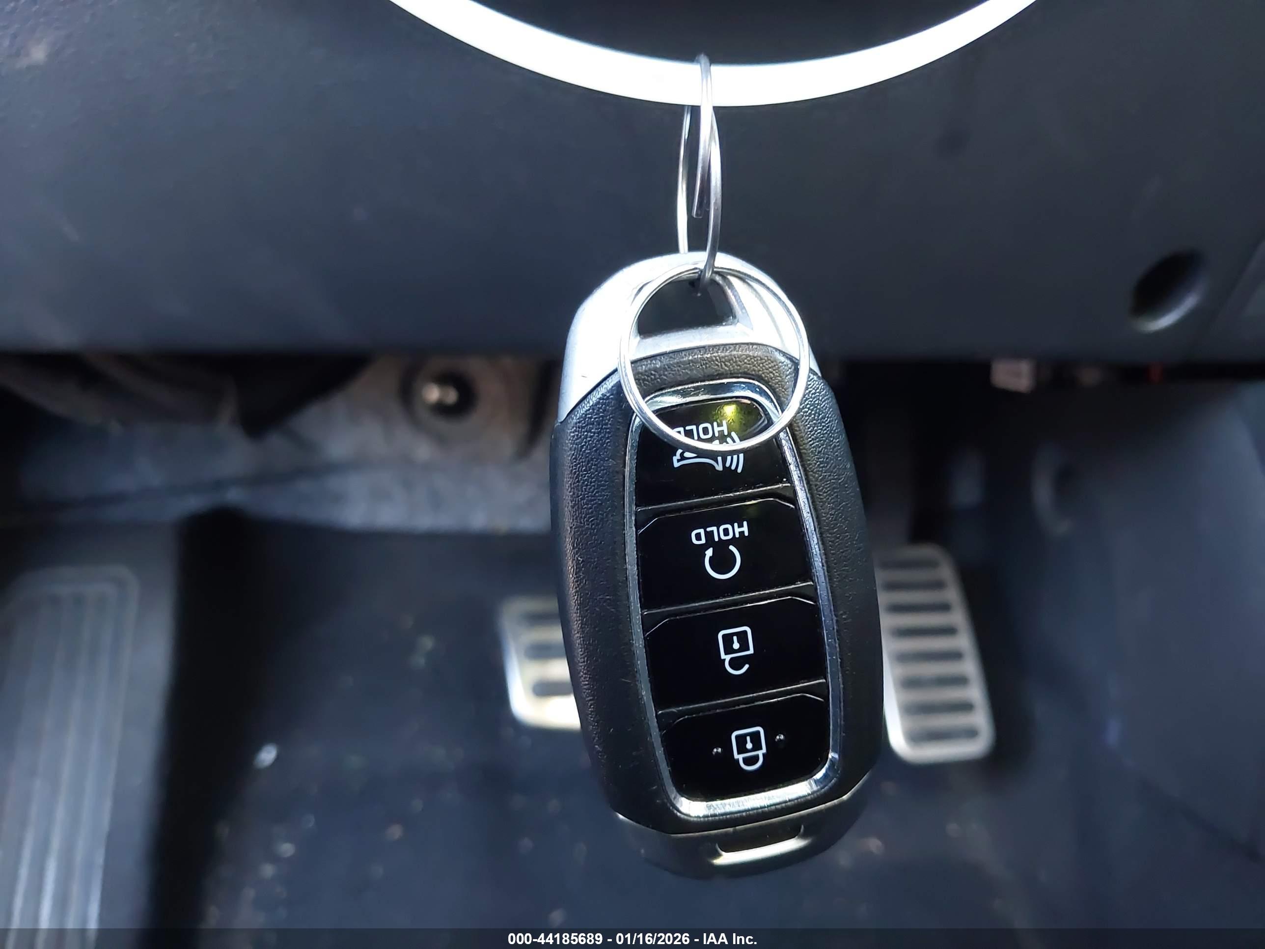 HYUNDAI KONA image 11