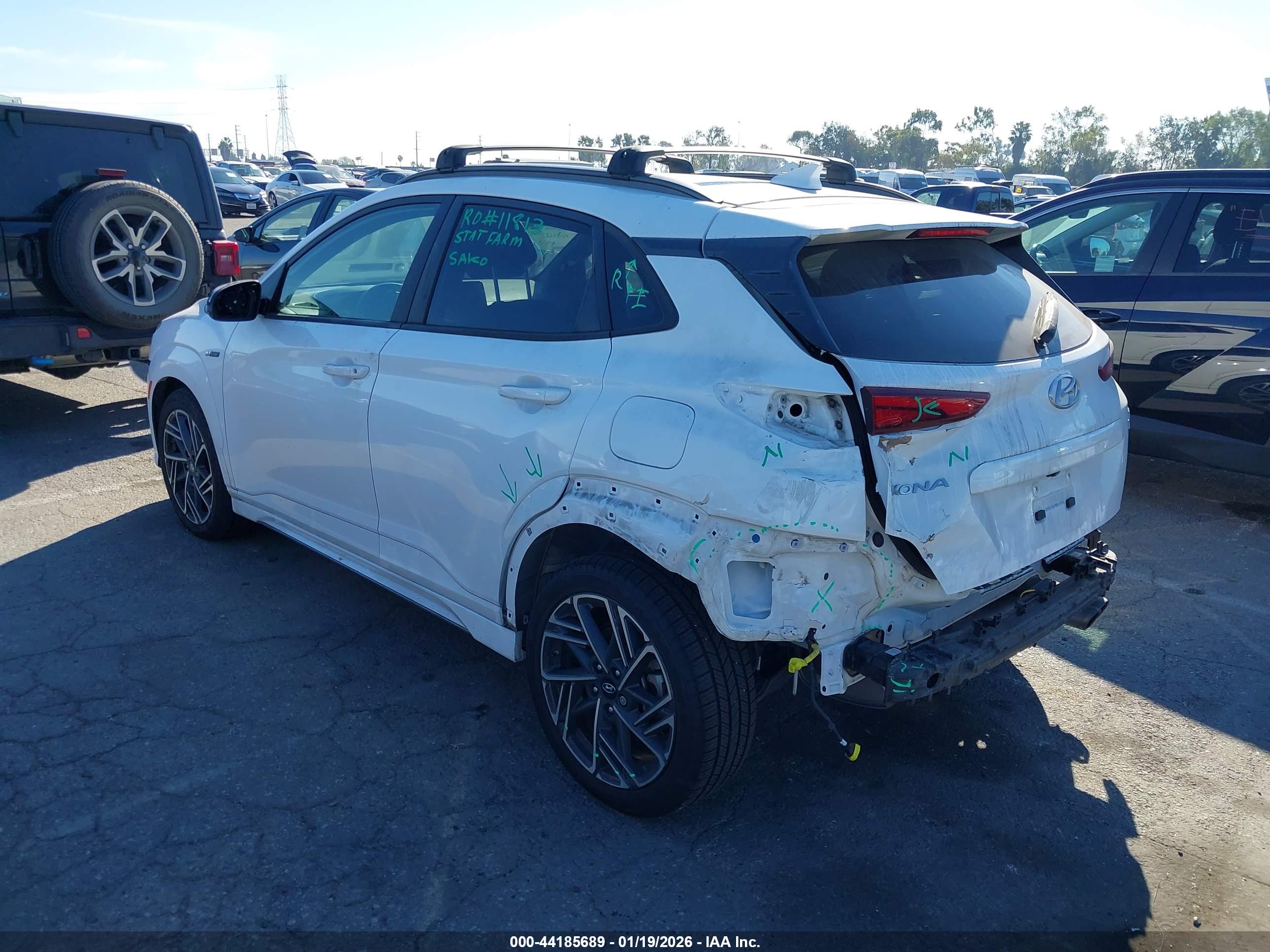 HYUNDAI KONA image 3