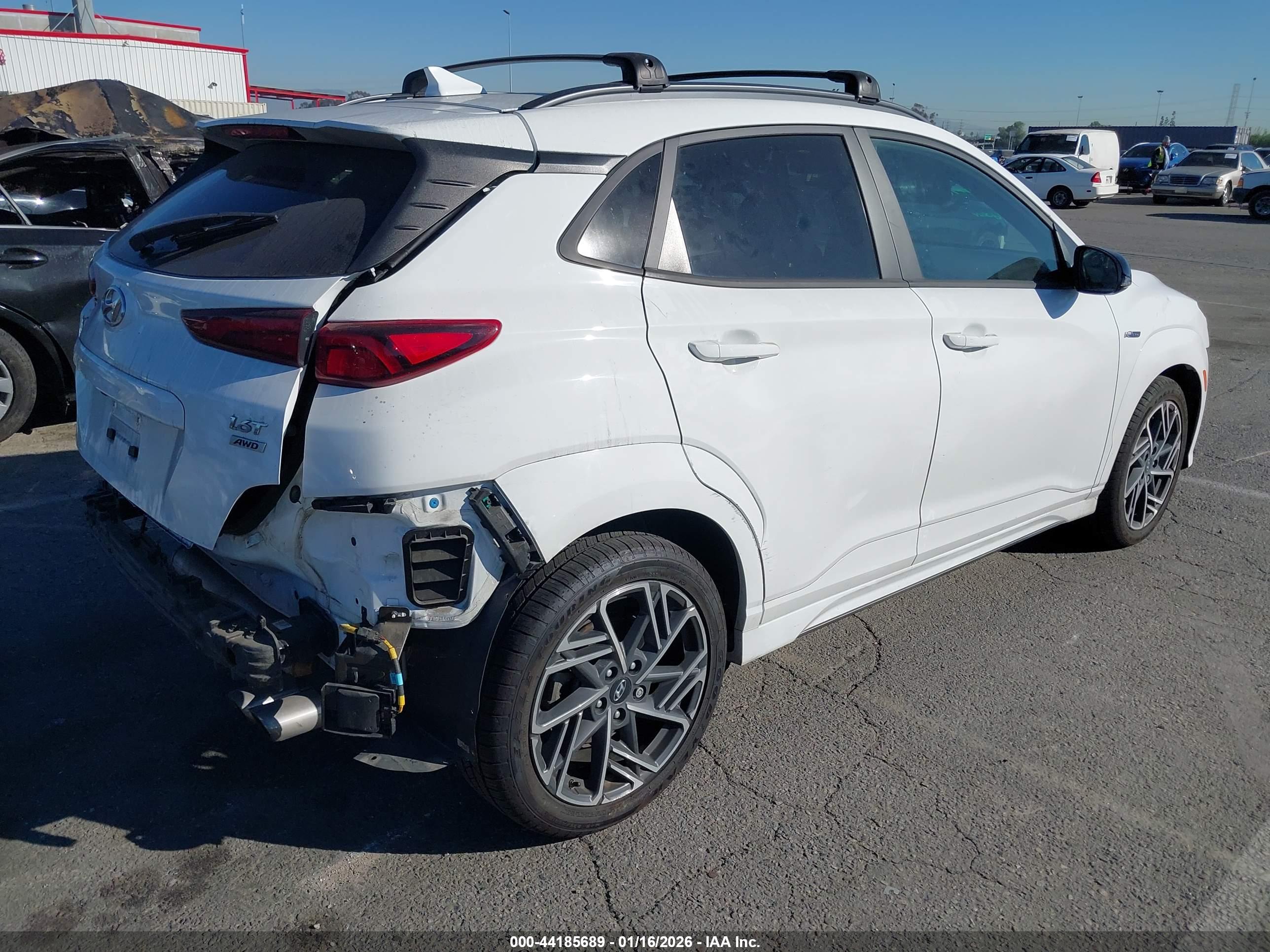 HYUNDAI KONA image 4