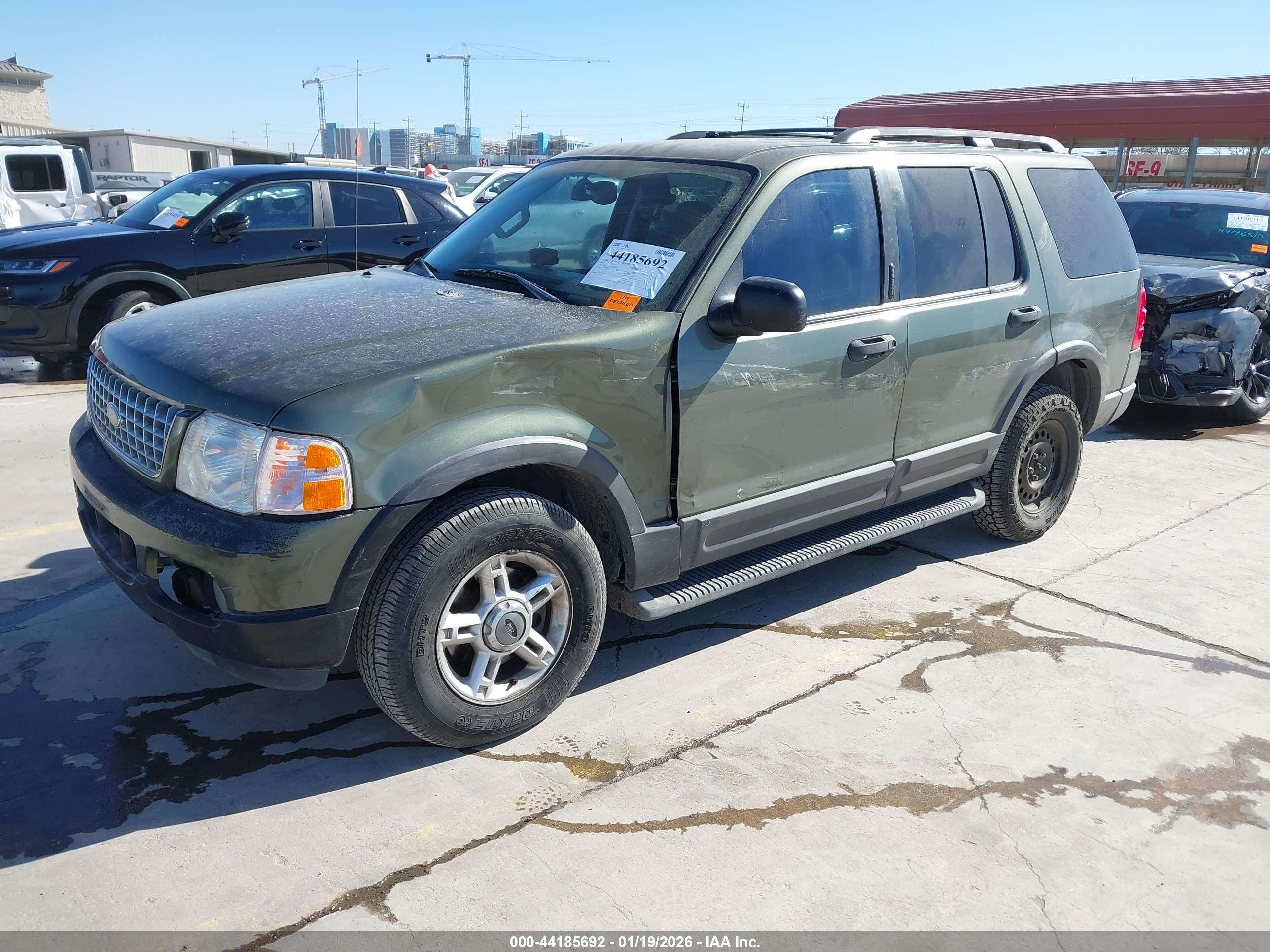 FORD EXPLORER image 2