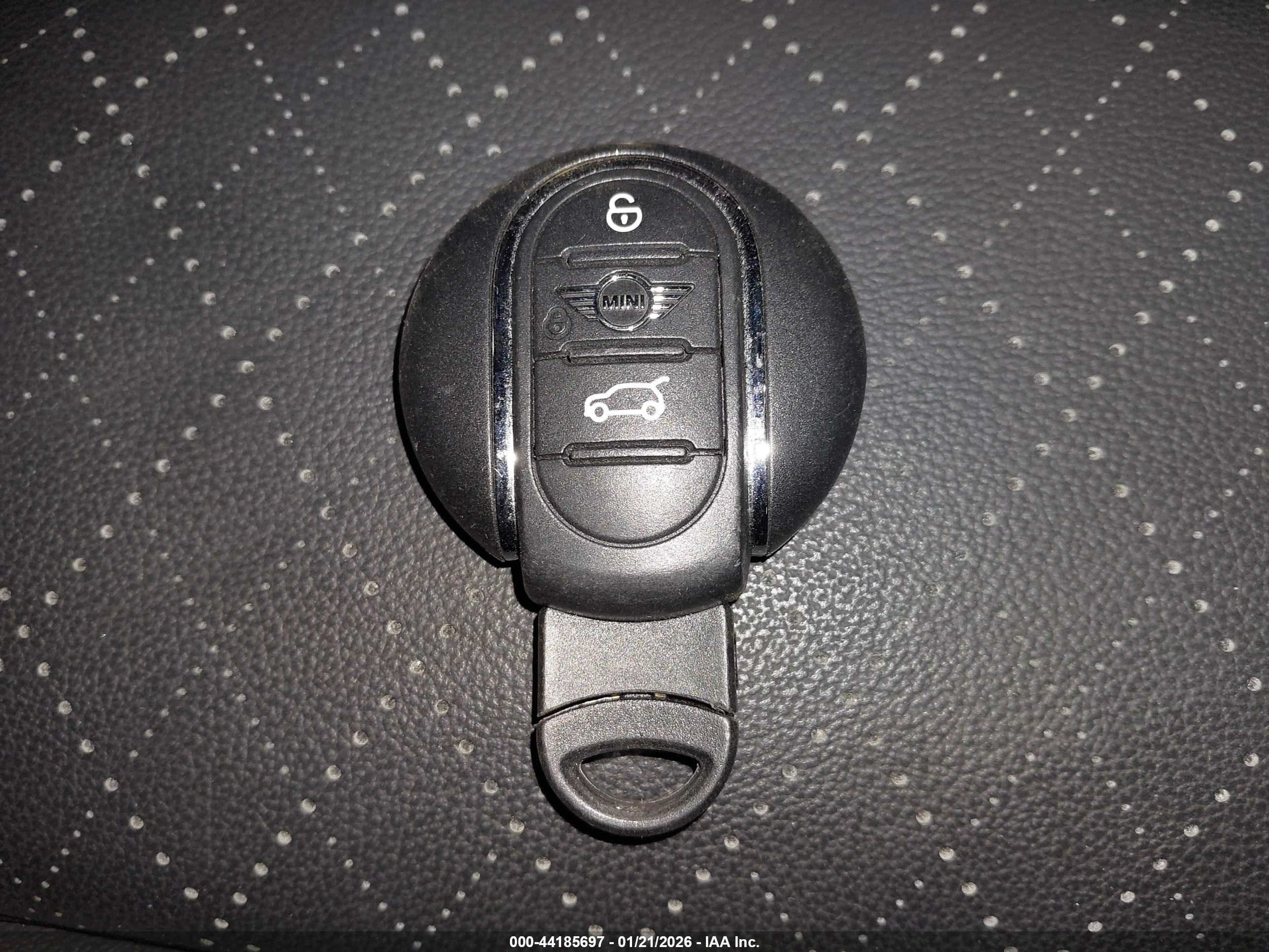 MINI COUNTRYMAN image 11