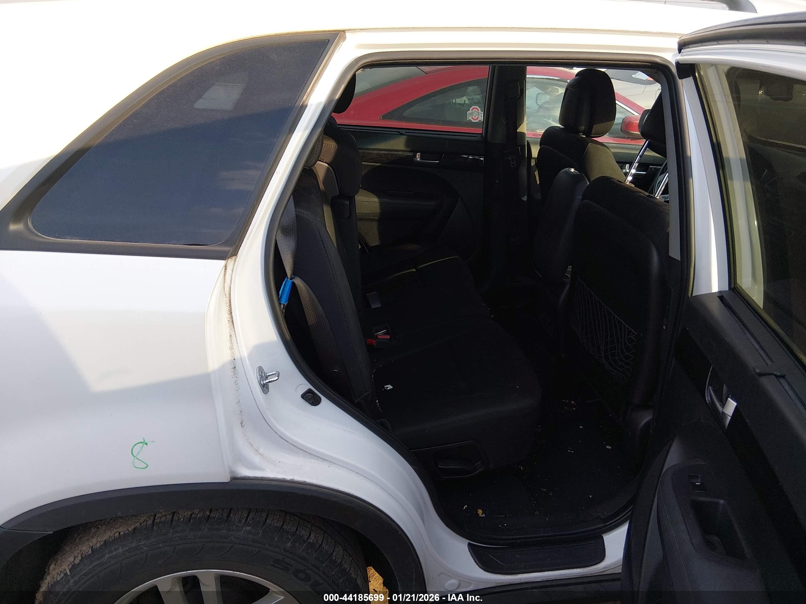 KIA SORENTO image 8