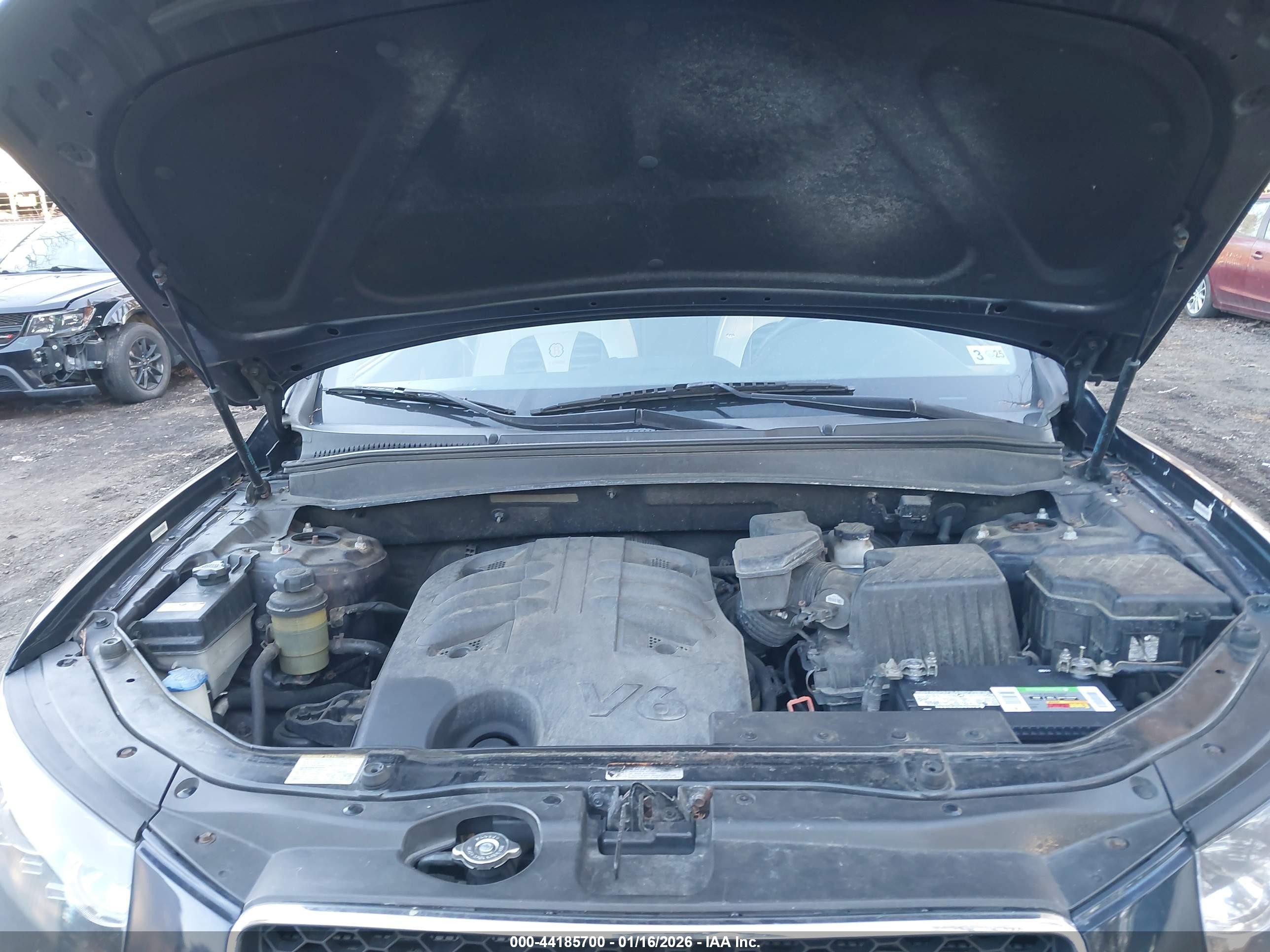 HYUNDAI SANTA image 10