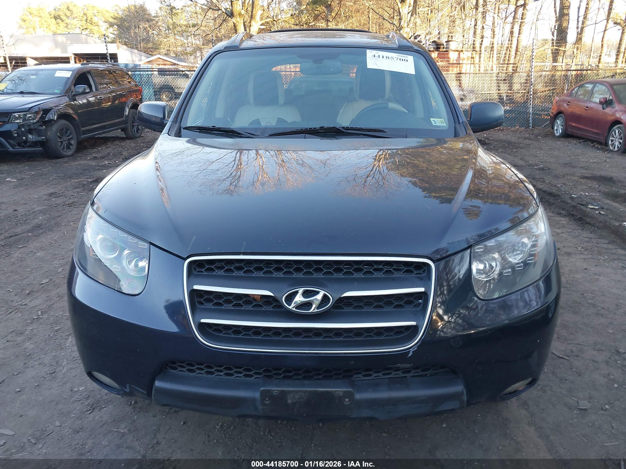 HYUNDAI SANTA image 6