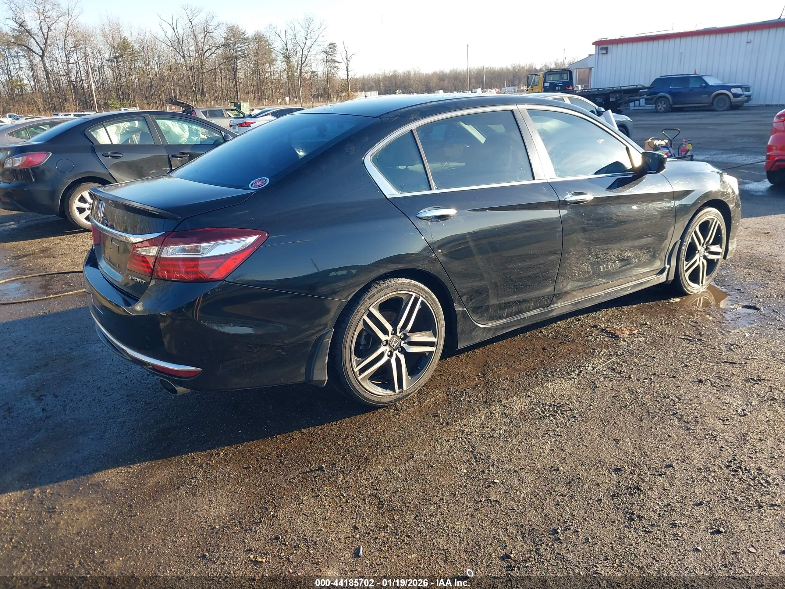 HONDA ACCORD image 4