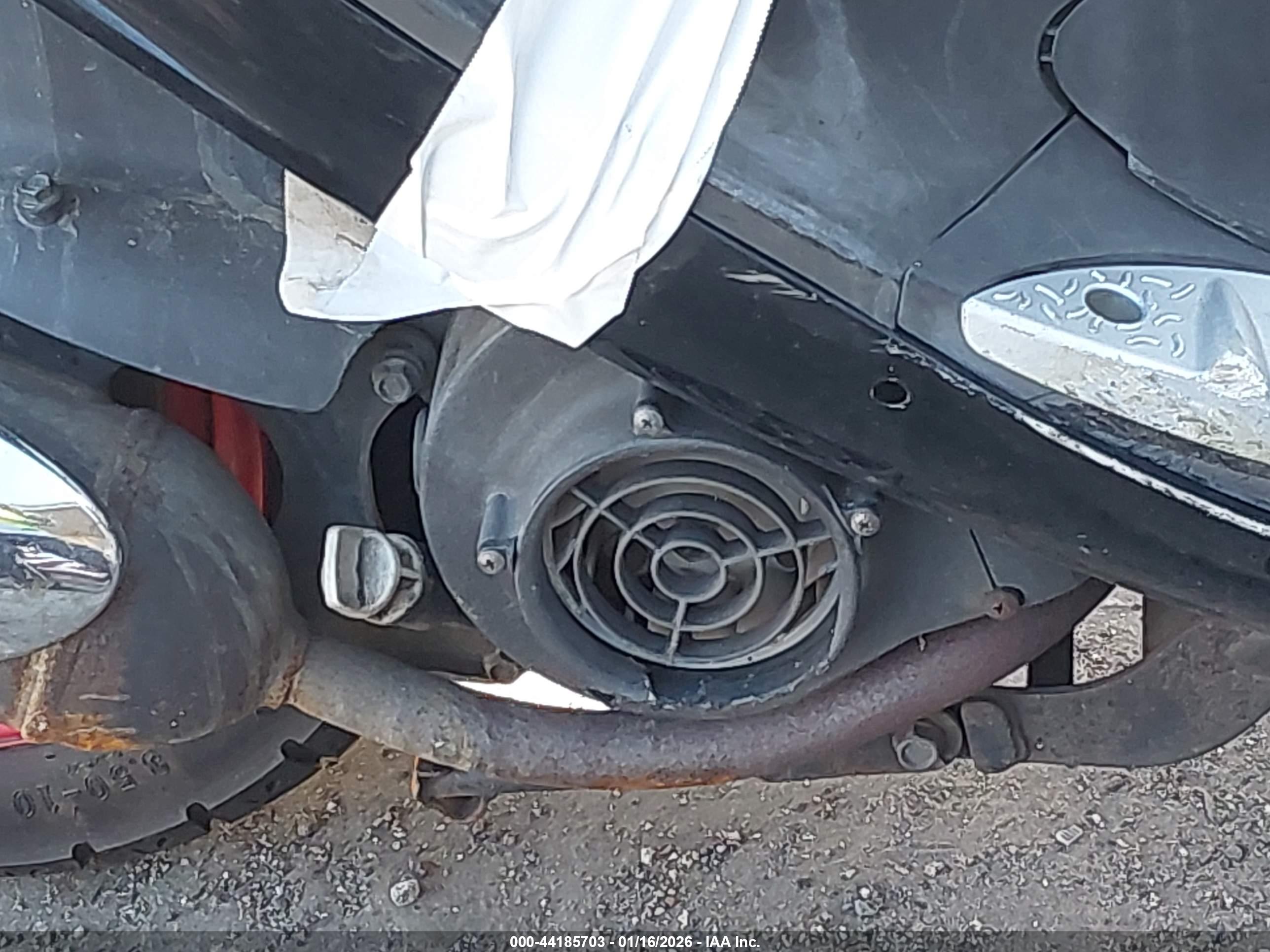 GENUINE SCOOTER image 8