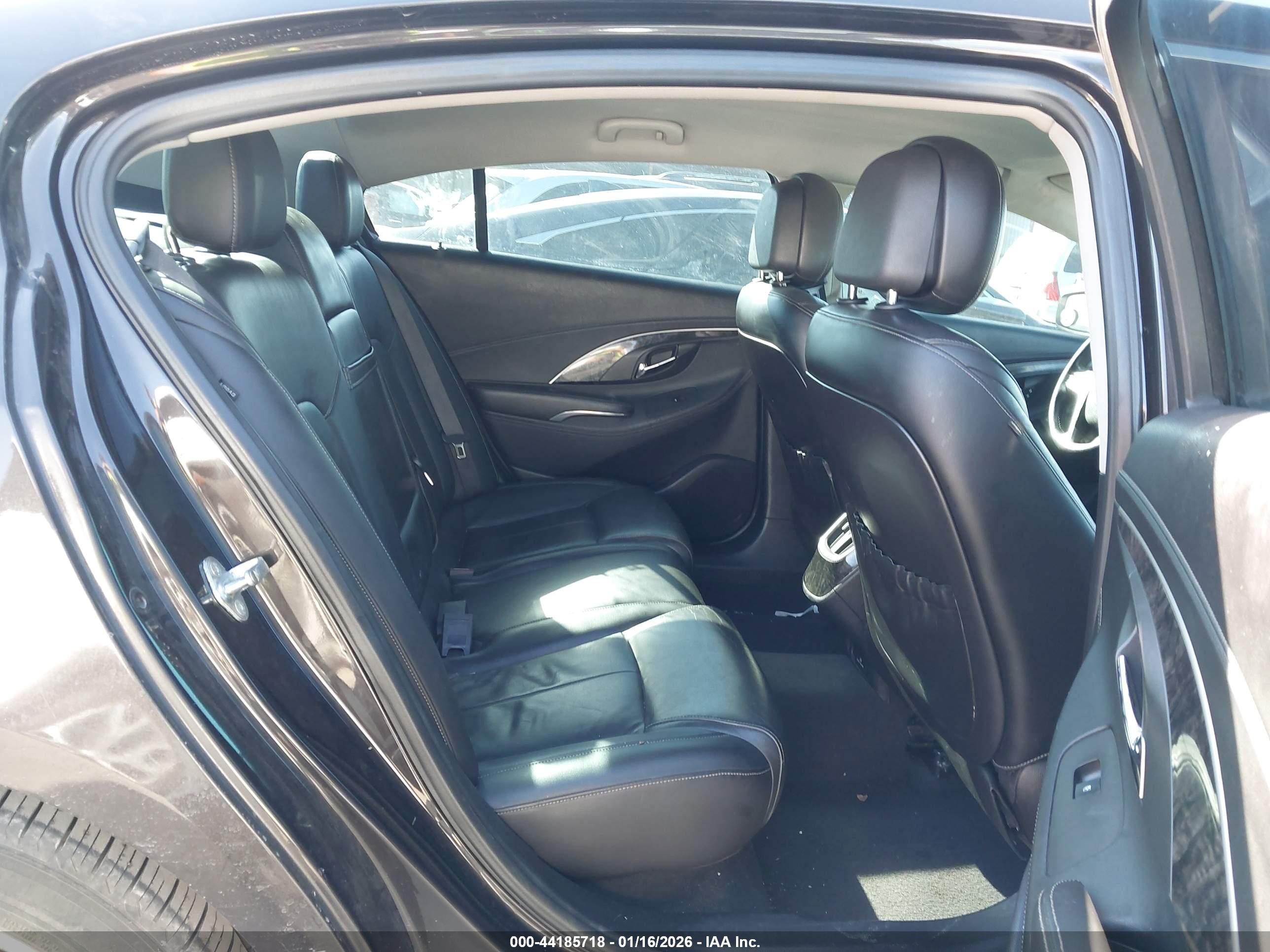BUICK LACROSSE image 8