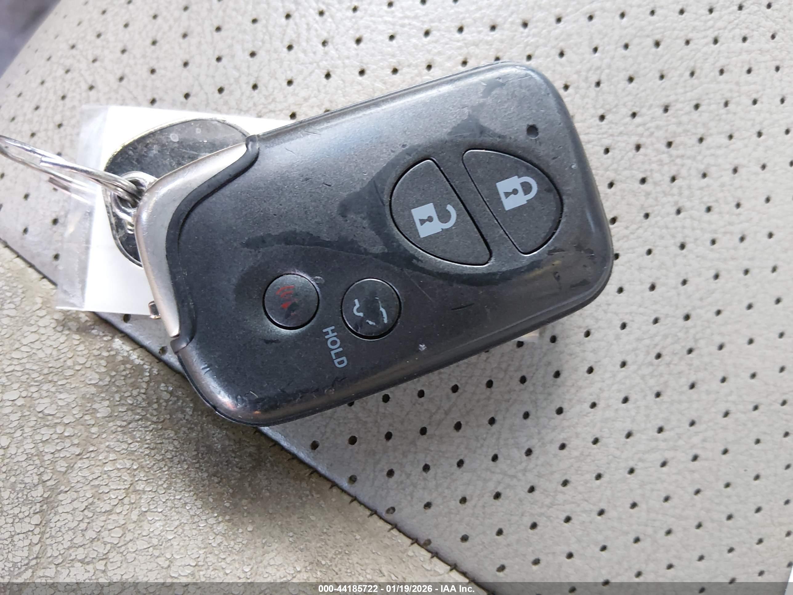 LEXUS ES image 11