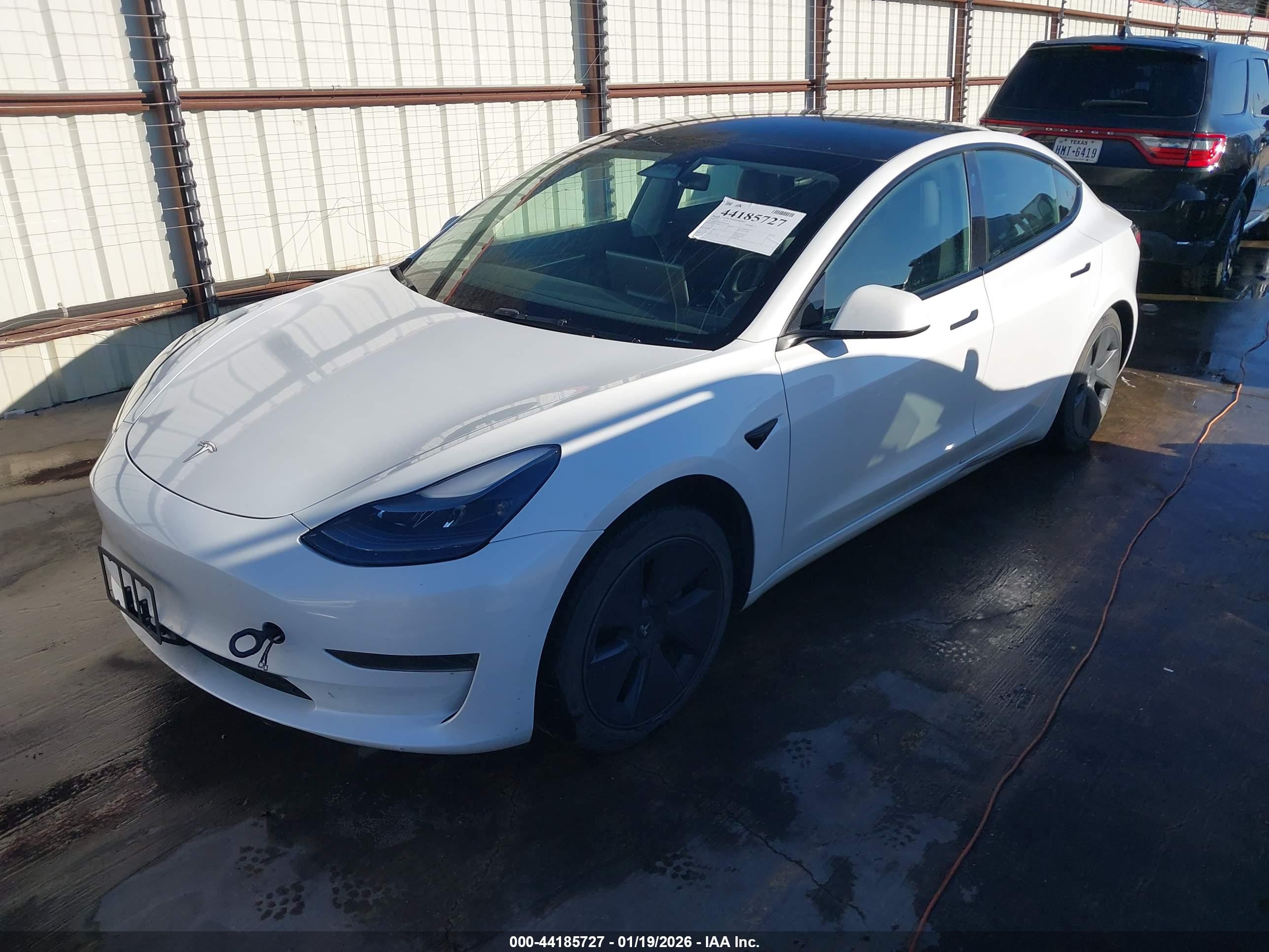 TESLA MODEL image 2