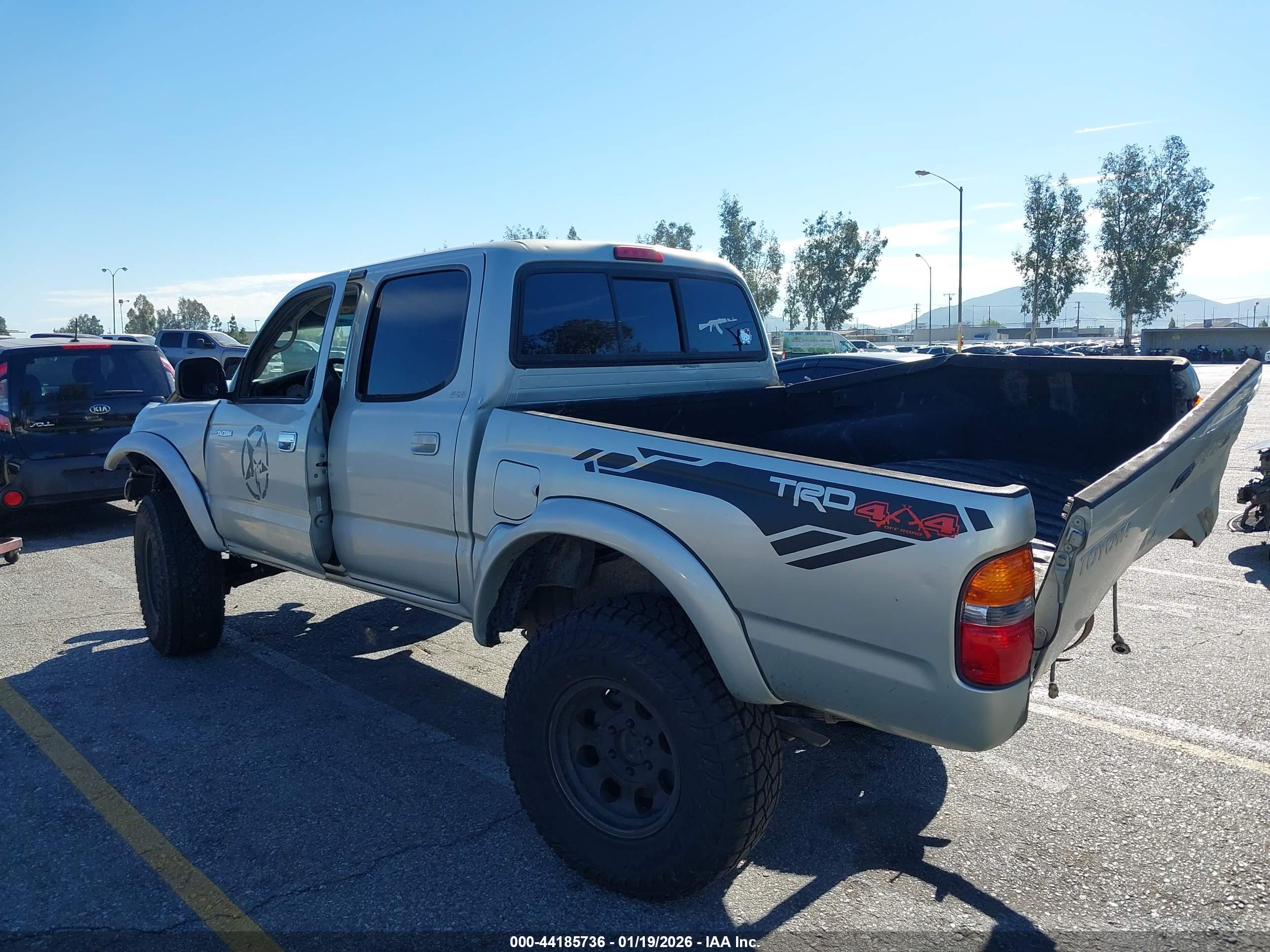 TOYOTA TACOMA image 3
