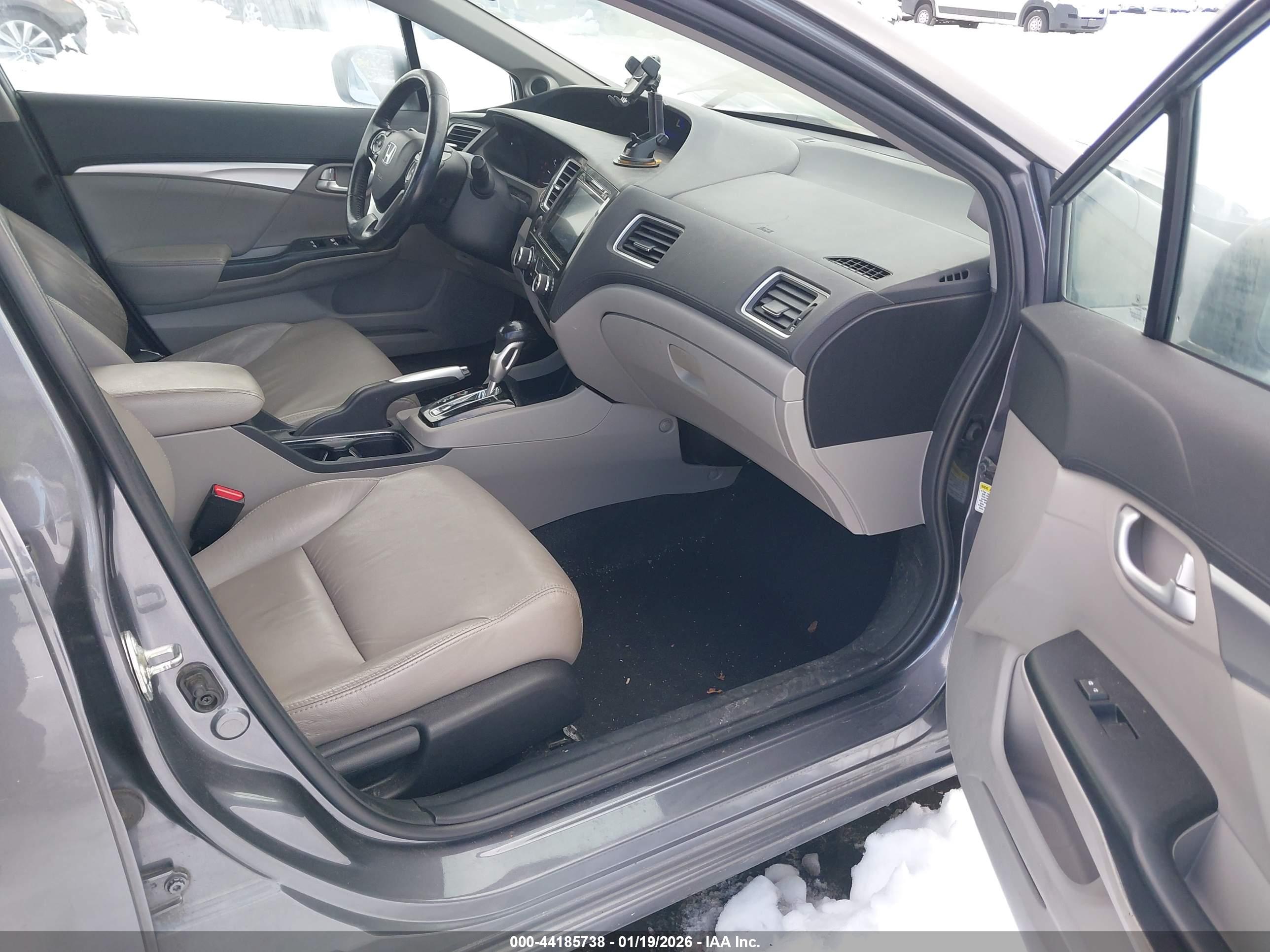 HONDA CIVIC image 5