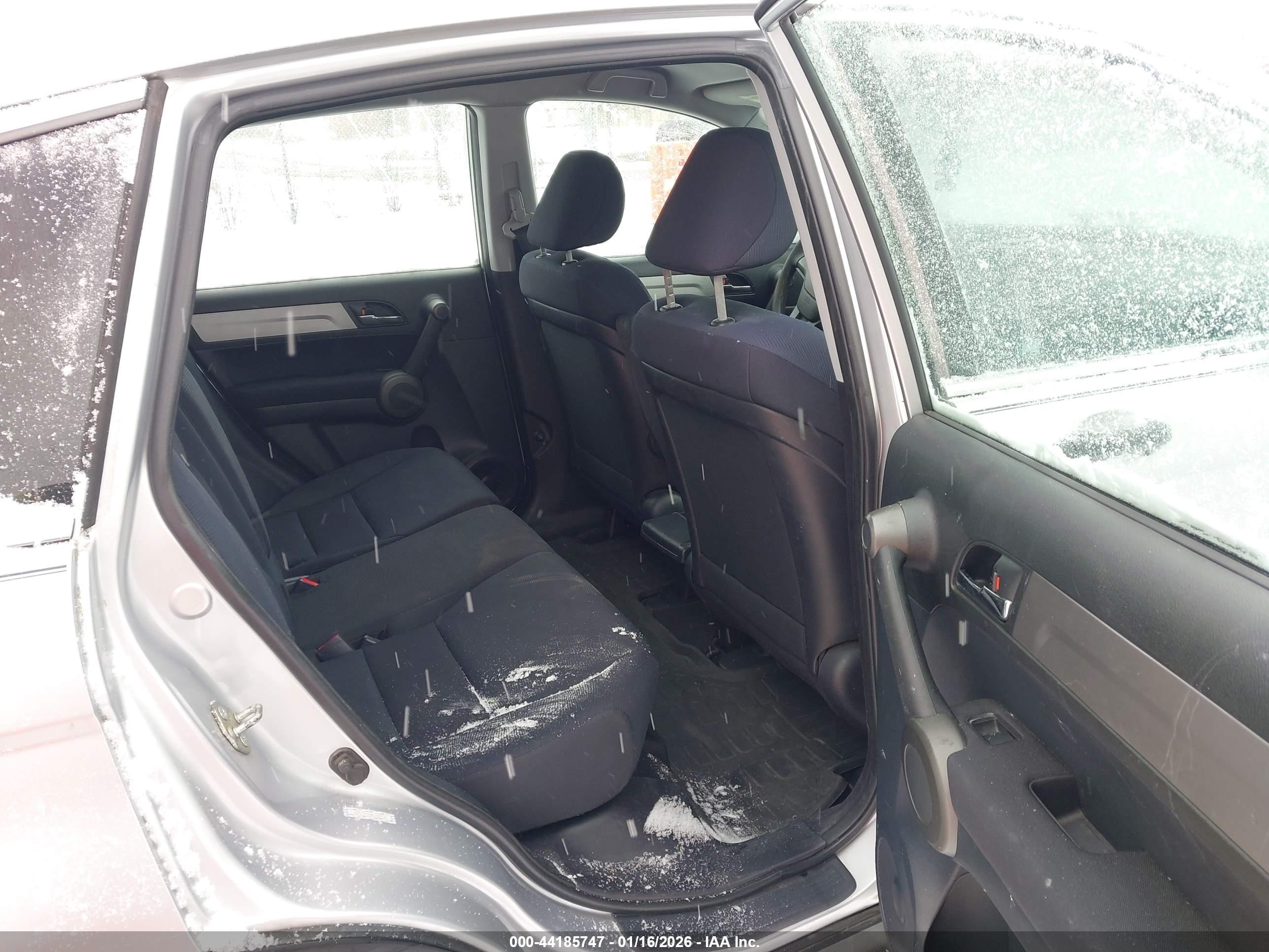 HONDA CR-V image 8
