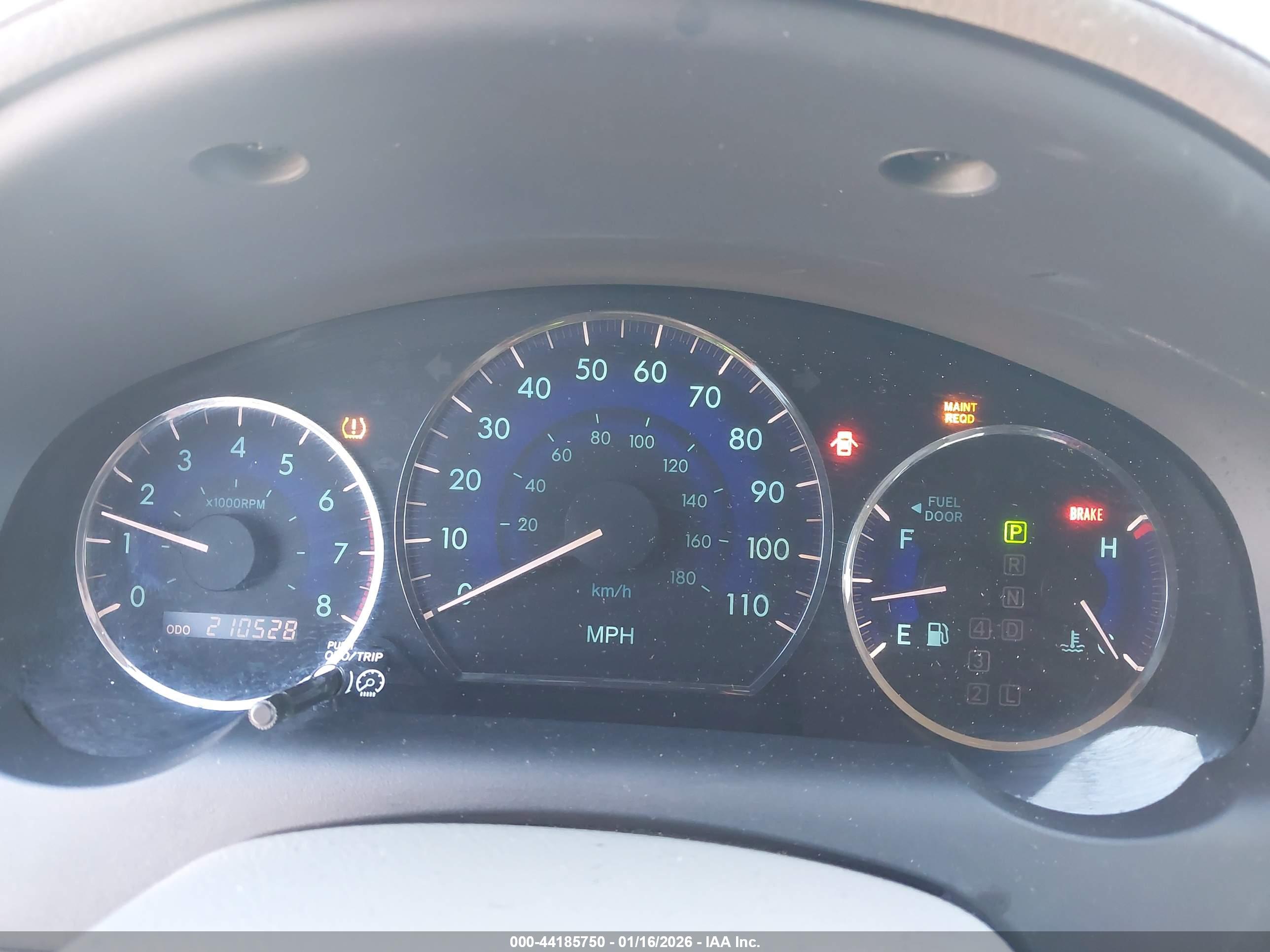 TOYOTA SIENNA image 7