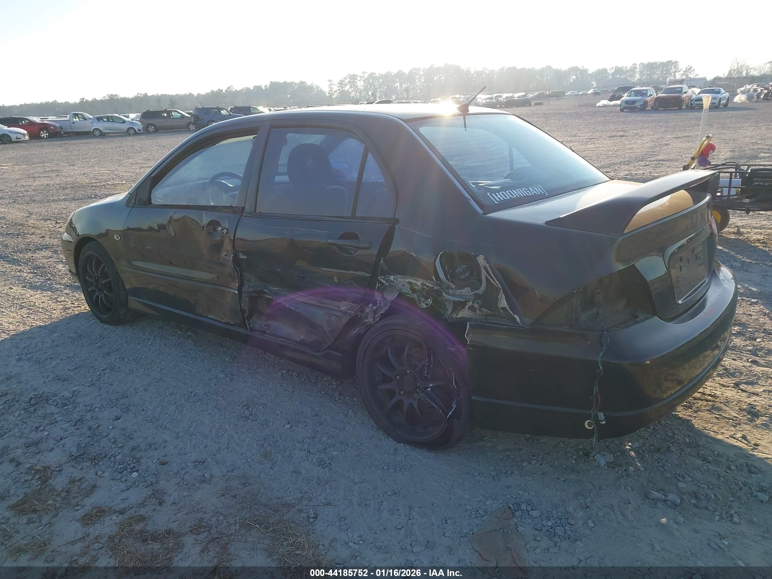 MITSUBISHI LANCER image 3