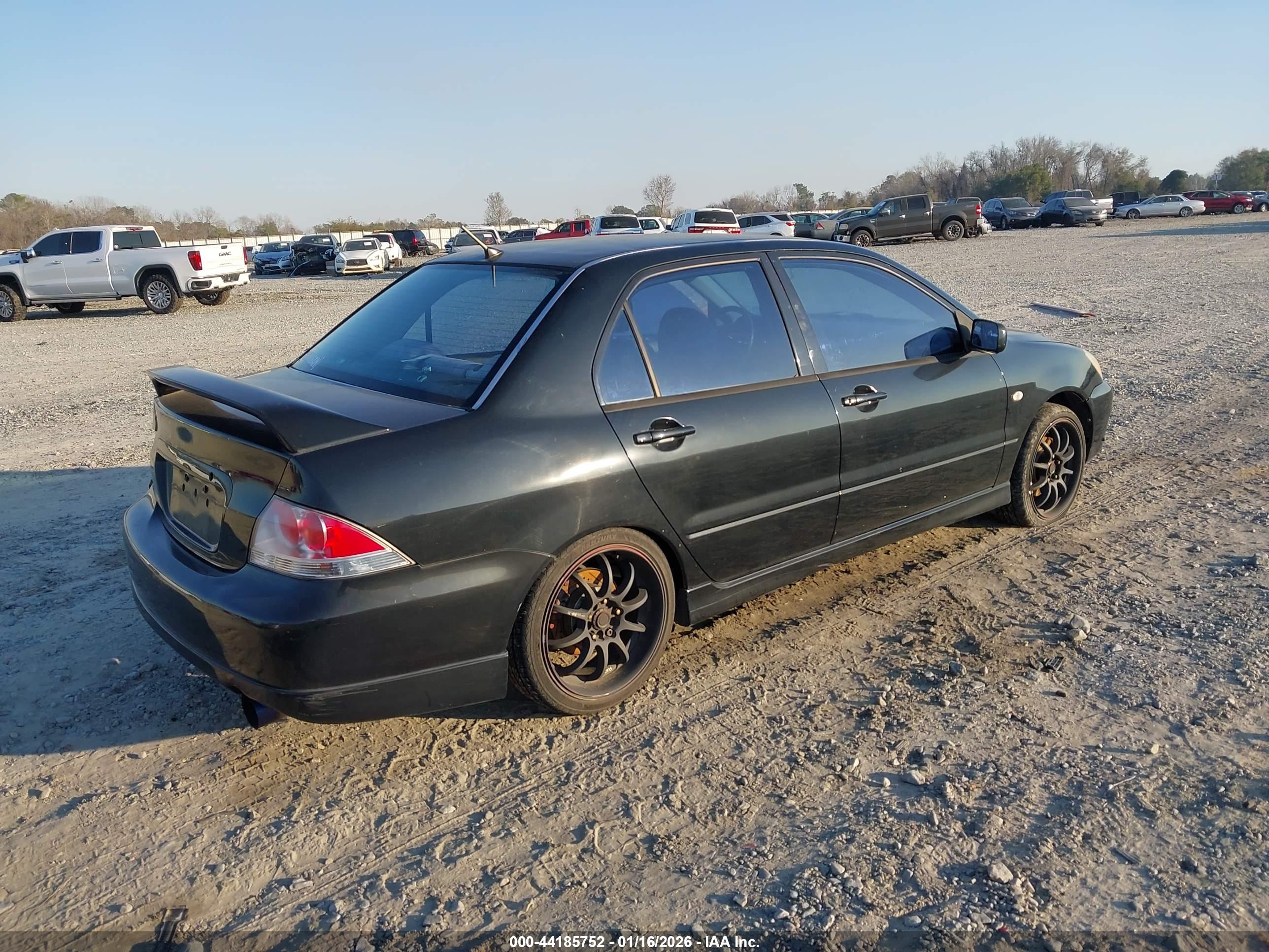 MITSUBISHI LANCER image 4