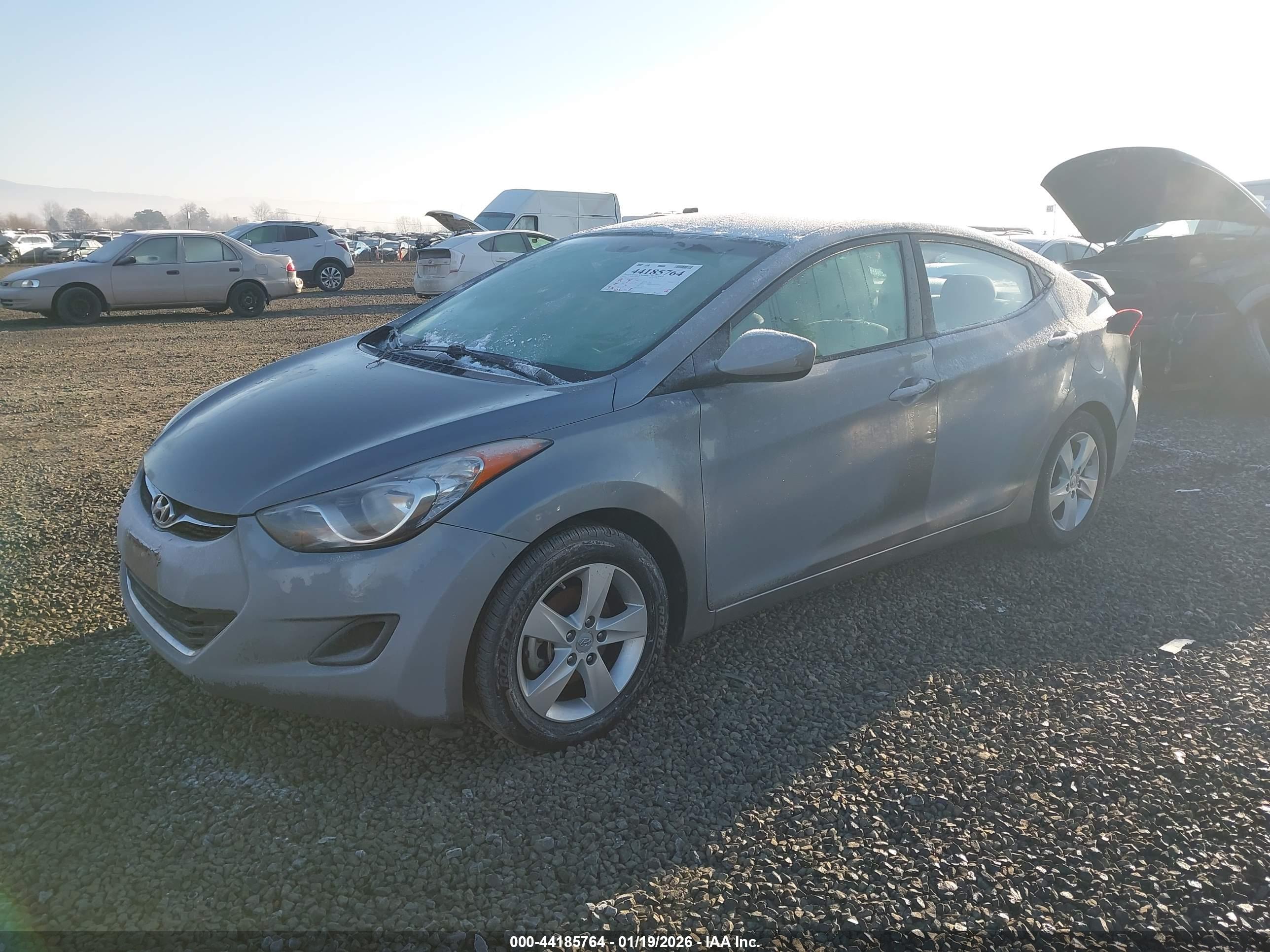 HYUNDAI ELANTRA image 2