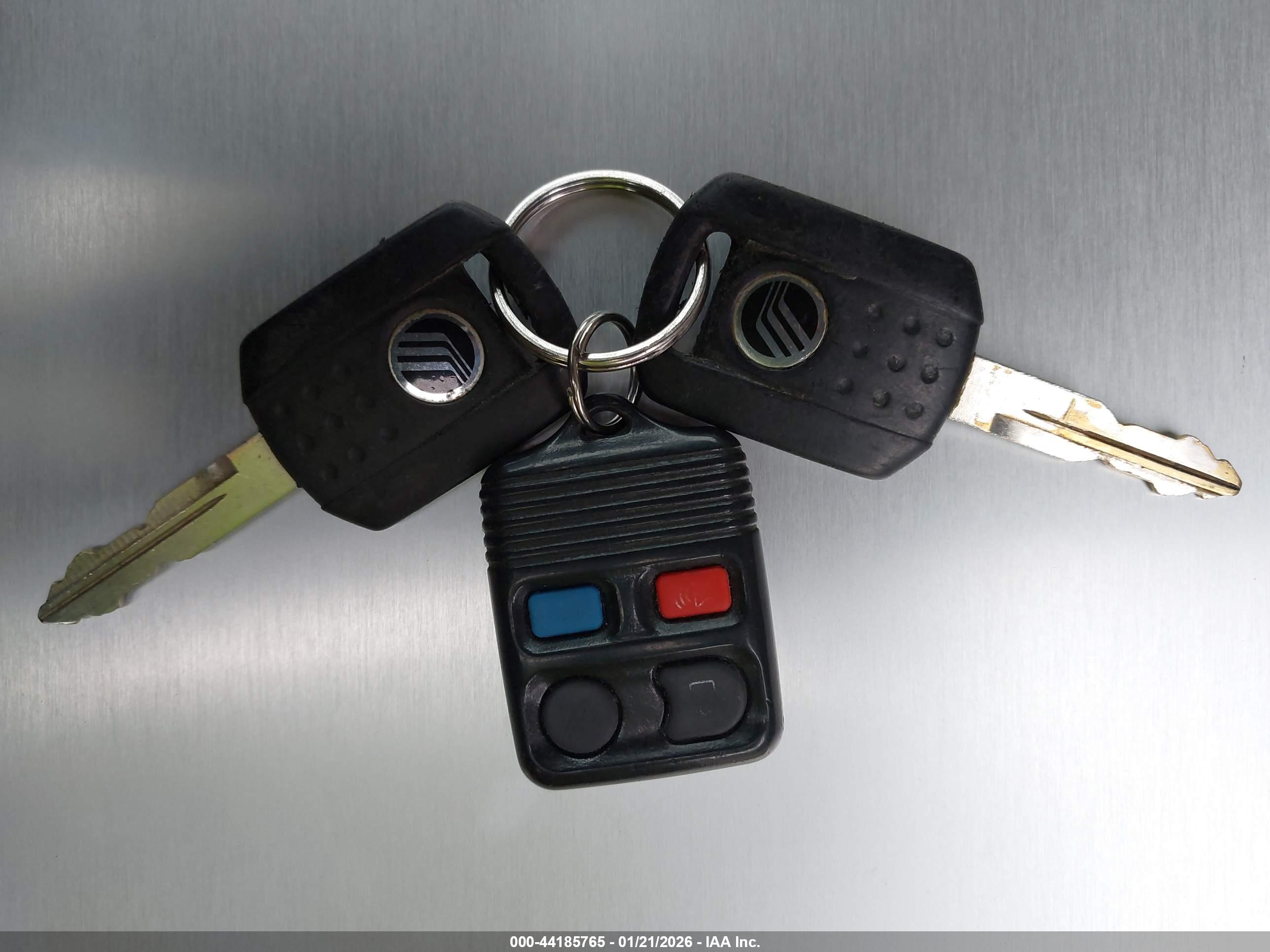 MERCURY MOUNTAINEER image 11