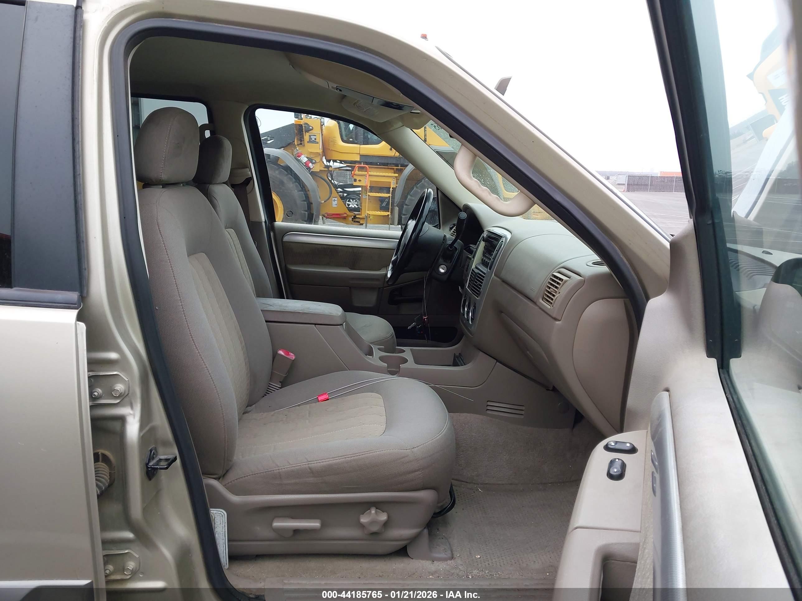 MERCURY MOUNTAINEER image 5