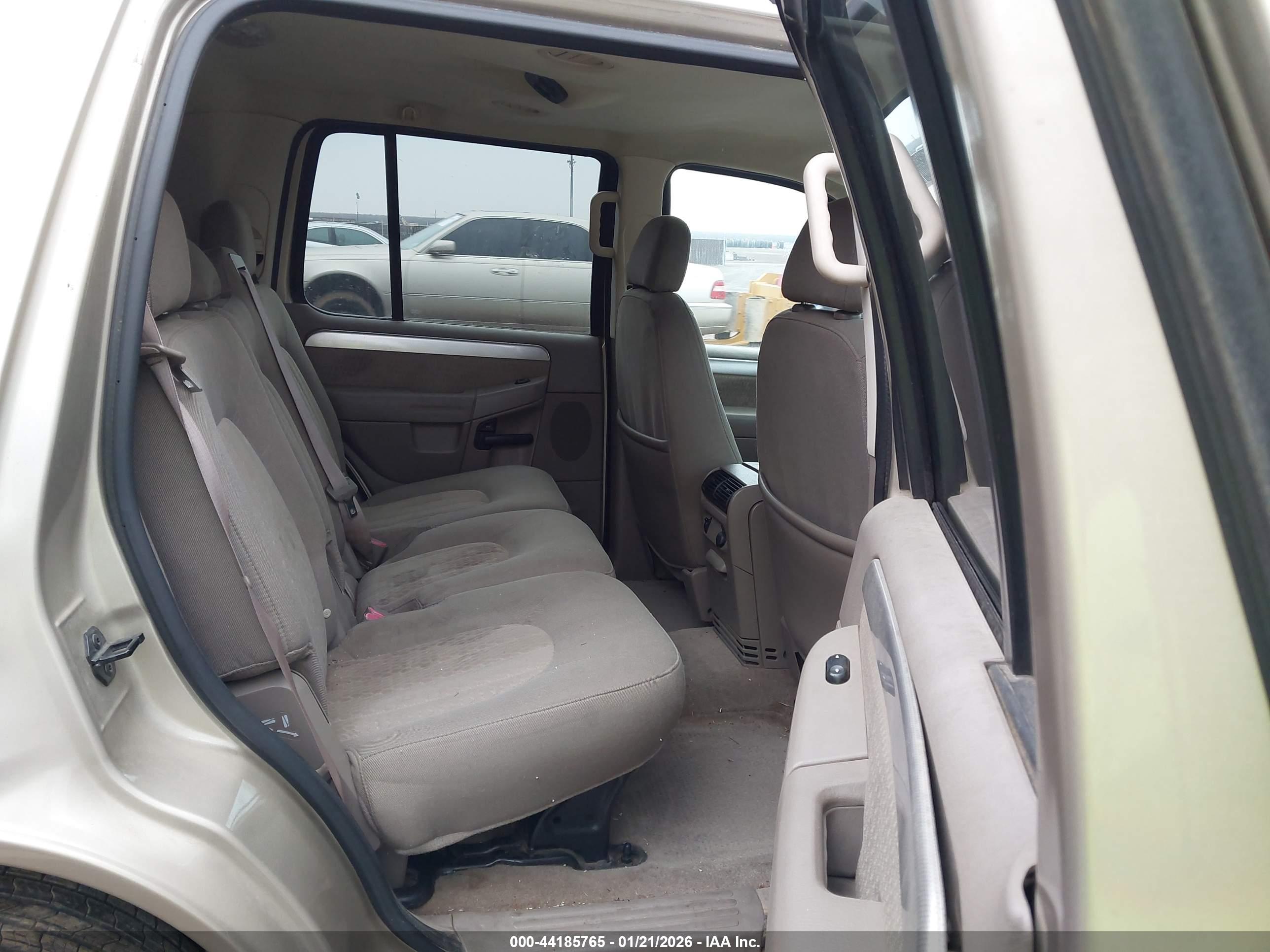 MERCURY MOUNTAINEER image 8