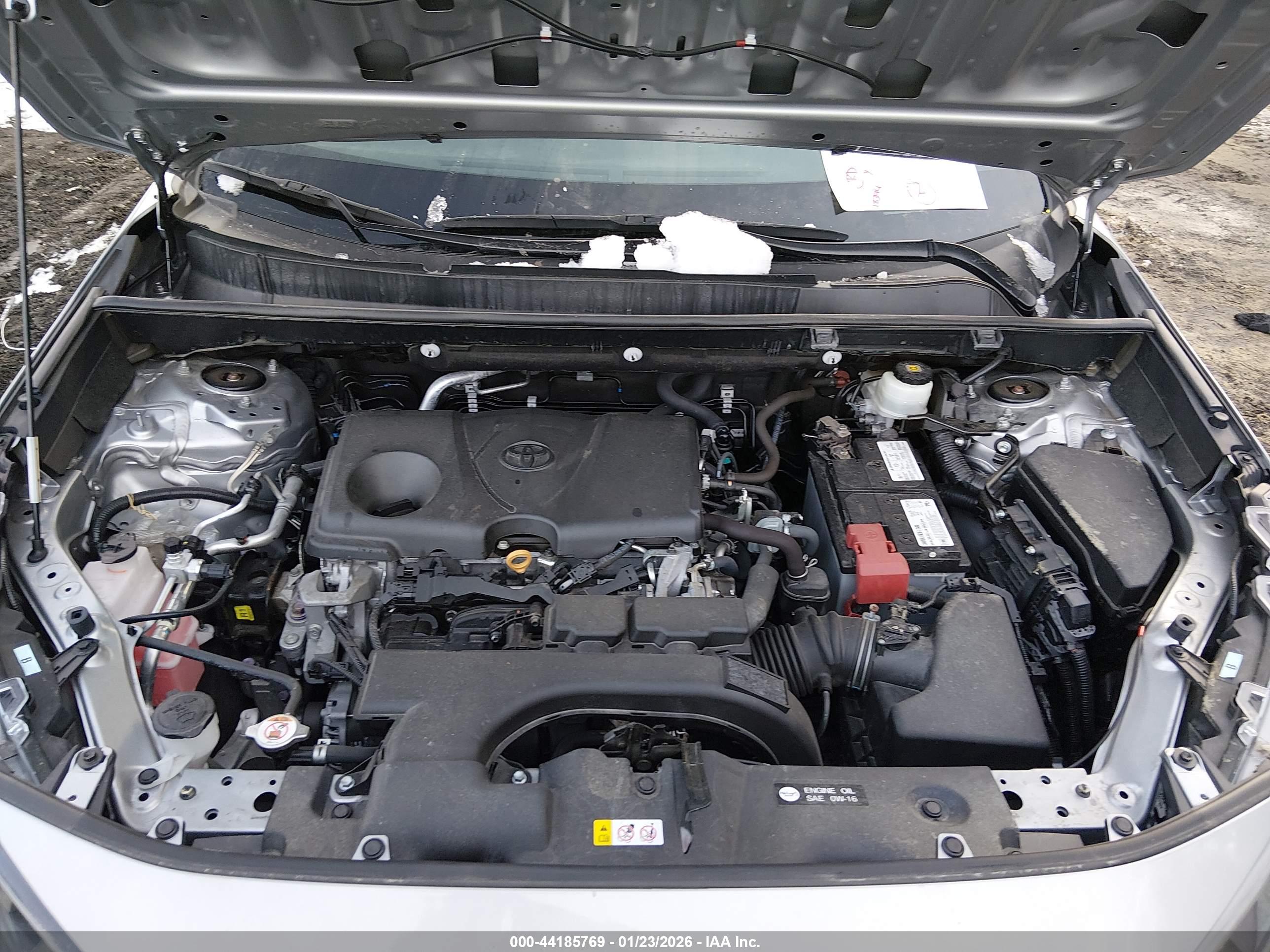 TOYOTA RAV4 image 10